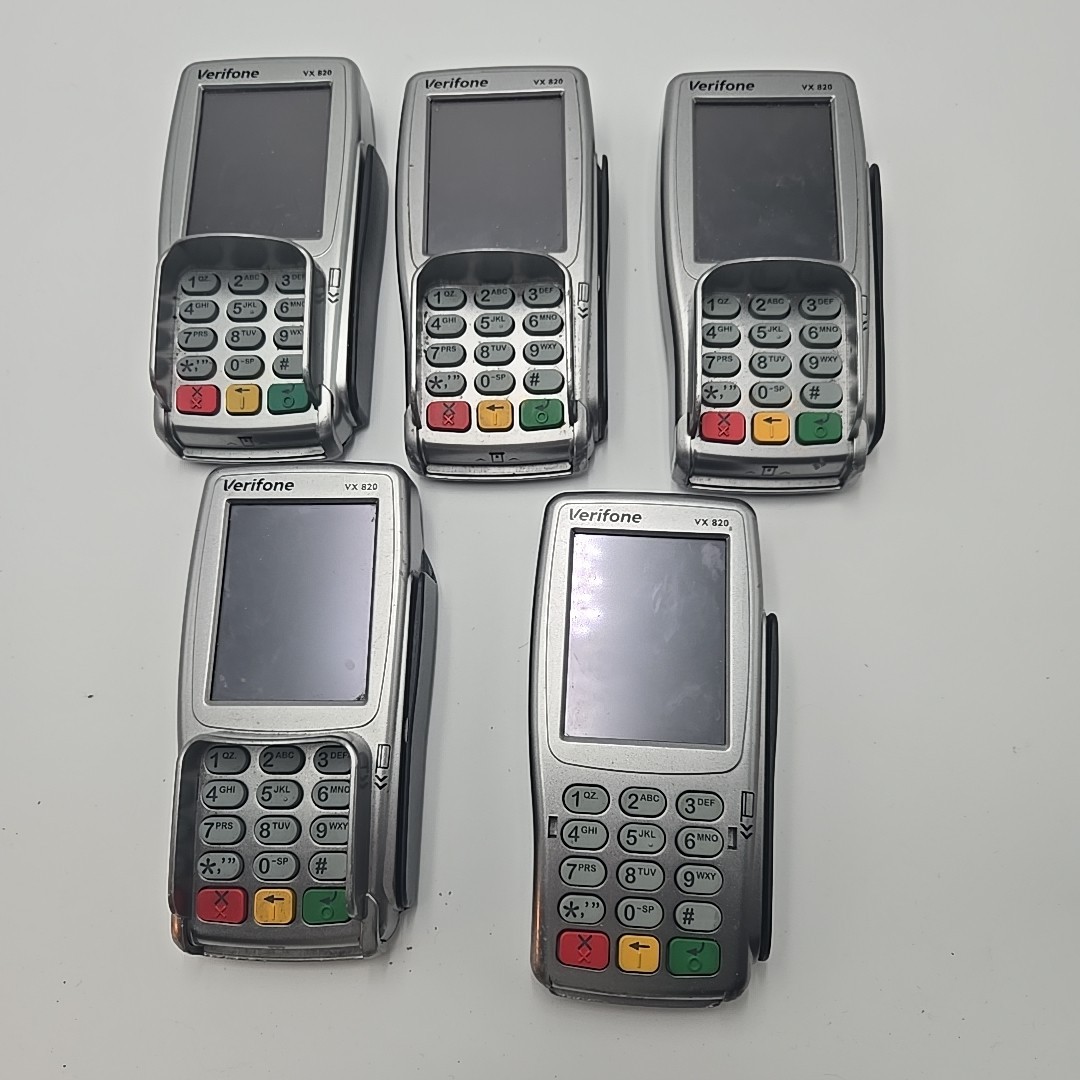 Lot Of 5 **Untested Sold As-is For Parts** Verifone VX820 Card Readers