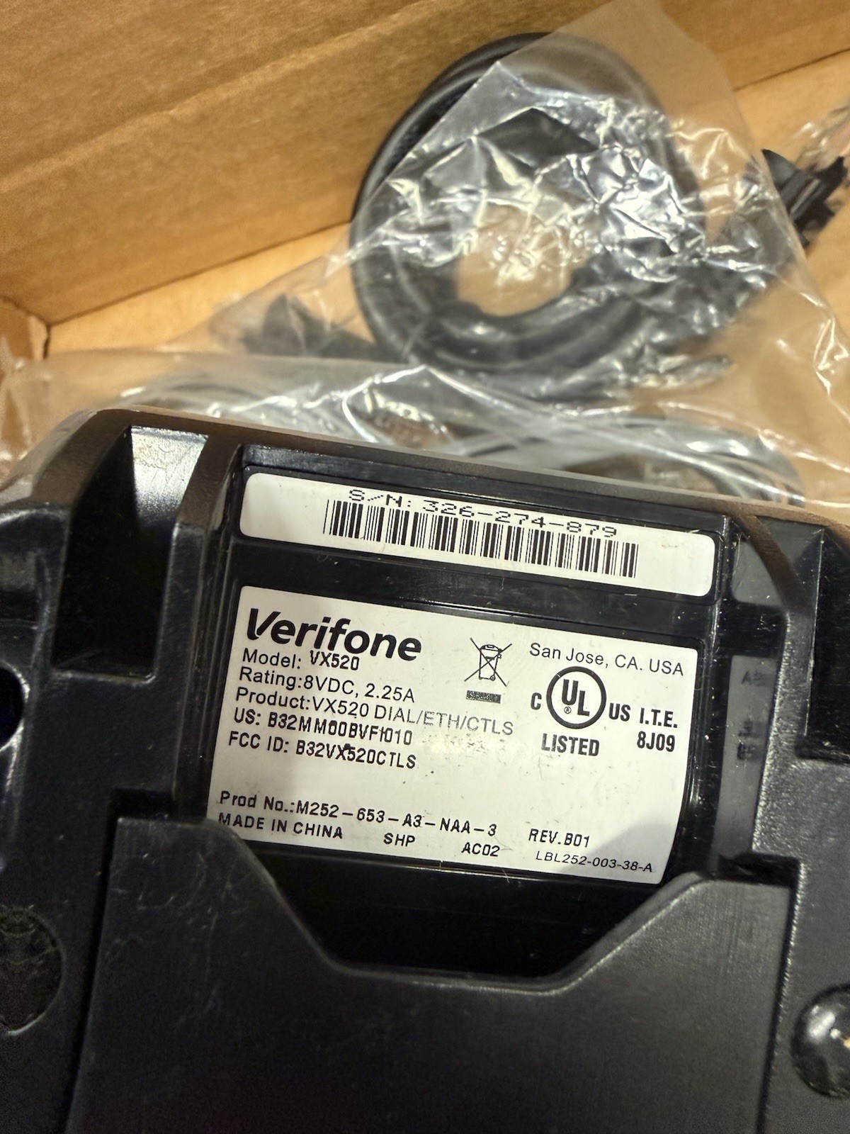 Verifone VX 520 Credit Card Terminal Silver Plastic Dial/Eth/CTLS Untested As Is