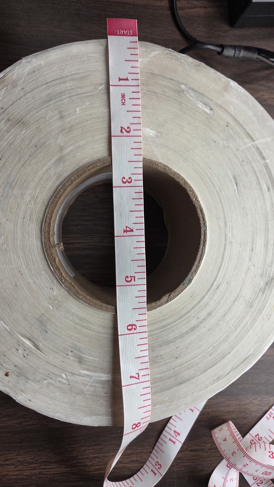 RFID UHF Smart Labels Impinj M730 – 2.5×1.75 – 3″ Core – Roll of ~5,000 Tags