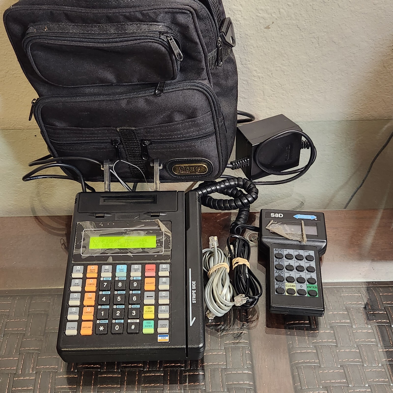 Hypercom TSYS T7PT VMS VISA EBT T7P Credit Card reader /w Accessories