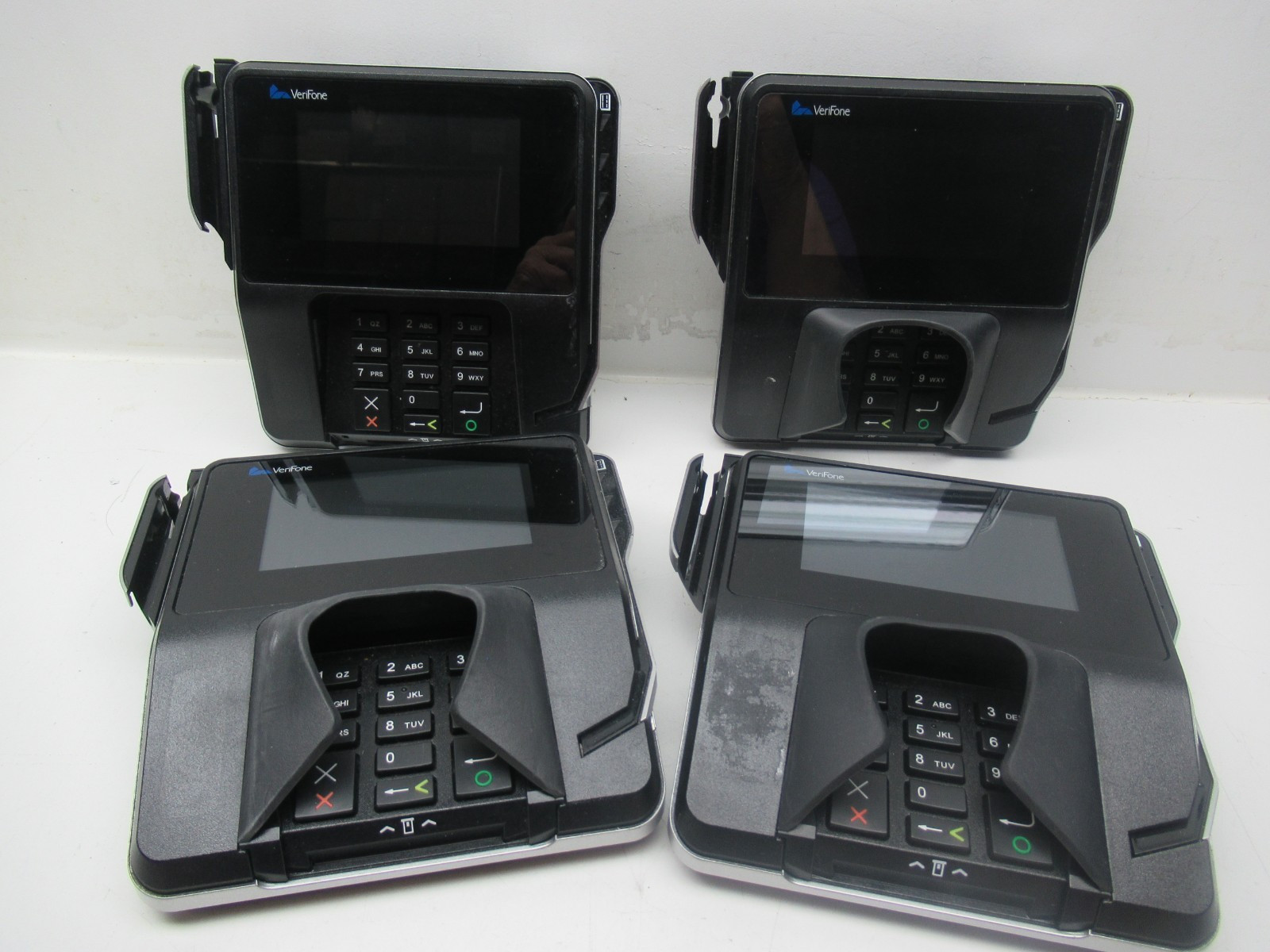 Lot of 4 Verifone MX915 Payment Terminal w/o Stylus w/o AC Adapter