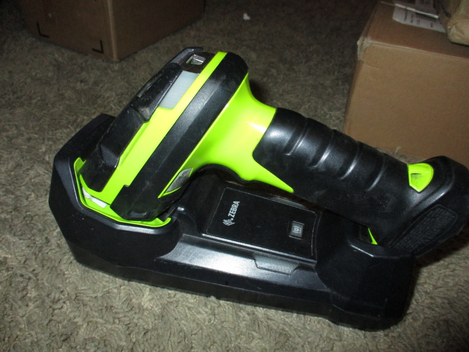 *ZEBRA* LI3678 Green Barcode Scanner + STB3678 Green Base Cradle