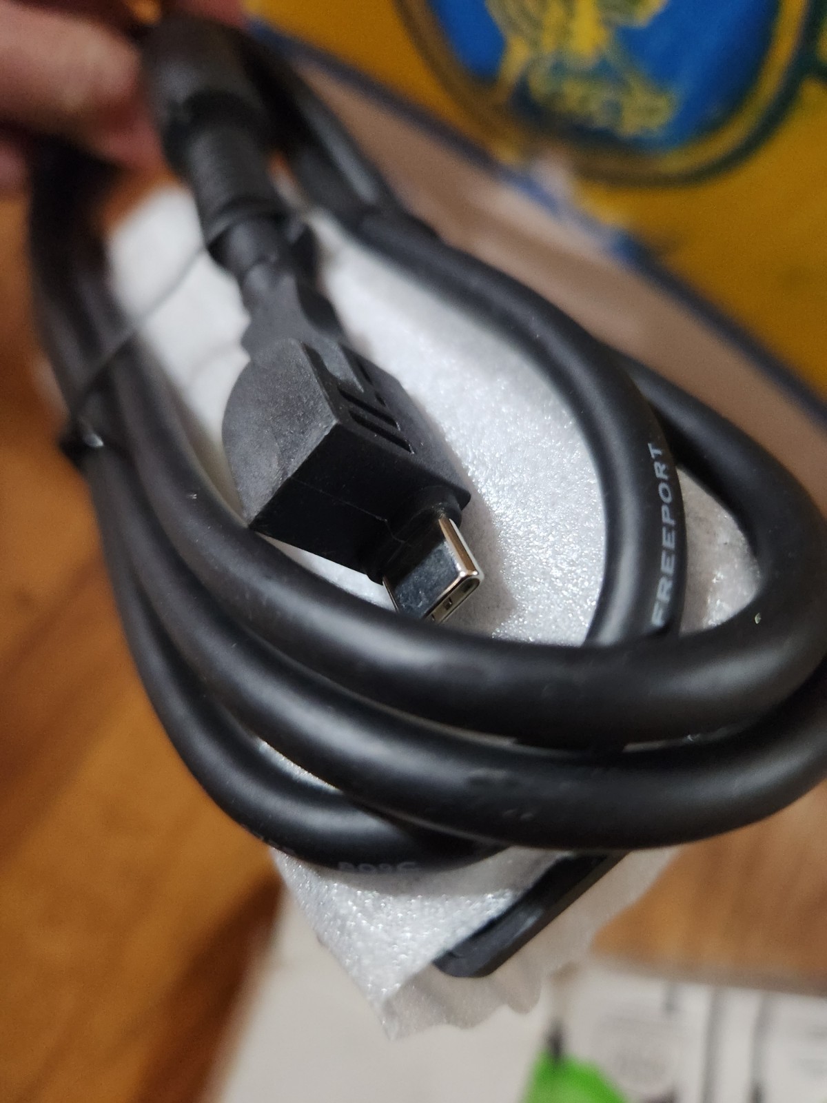 Verifone MSC445-011-00-A Ice Cube Cable Rev A06 , black