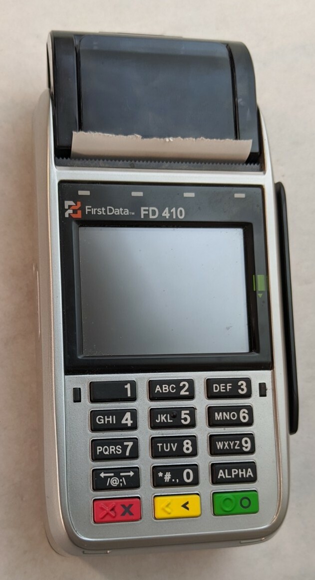 First Data FD 410 aAPT-103PUW Credit Card Payment Processing Terminal