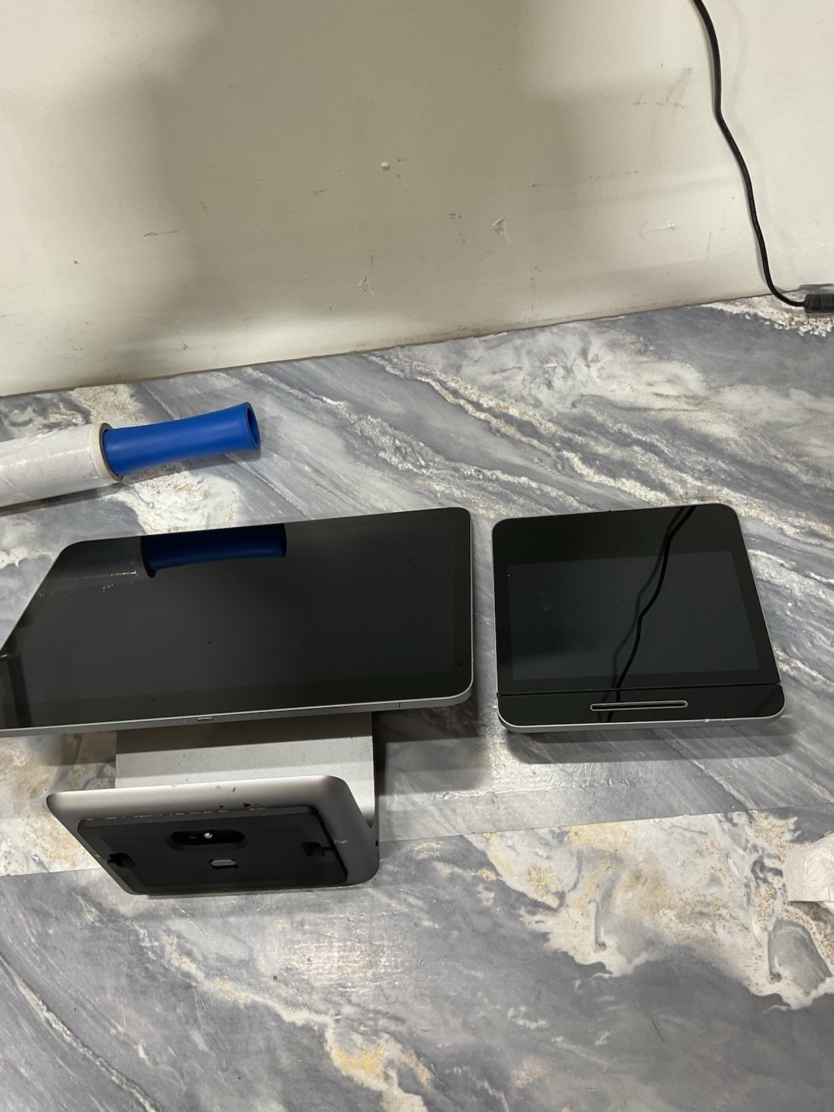 Square SPB1-01 POS Register With Card Reader SPB4-01 Sold As Is For Parts UNTE