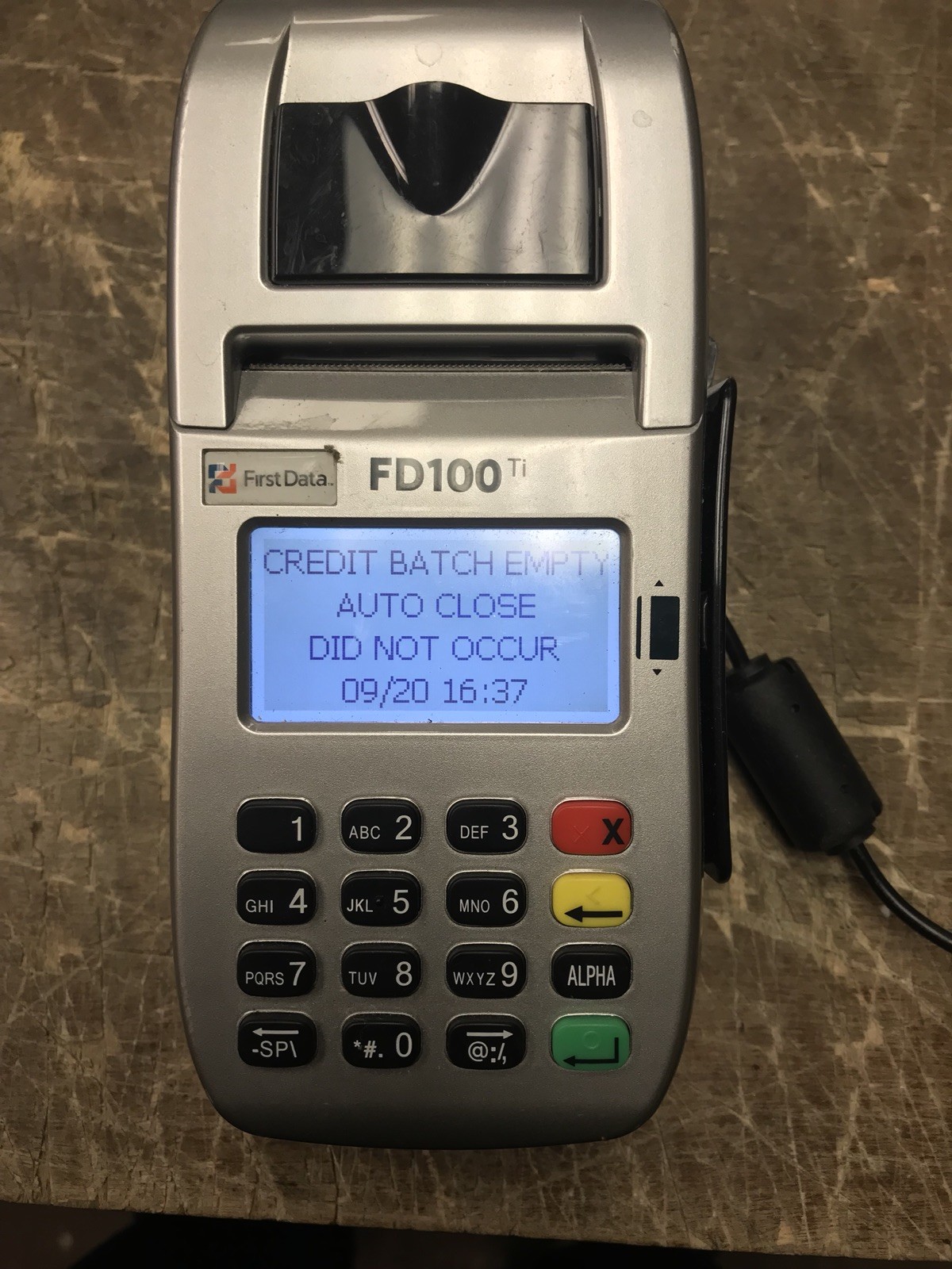 * First Data FD100Duo Machine