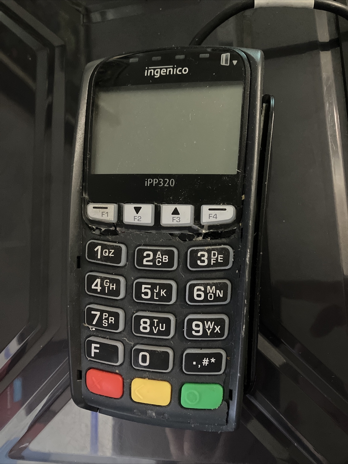 Ingenico Credit Card POS Terminal Ipp320 damaged front face