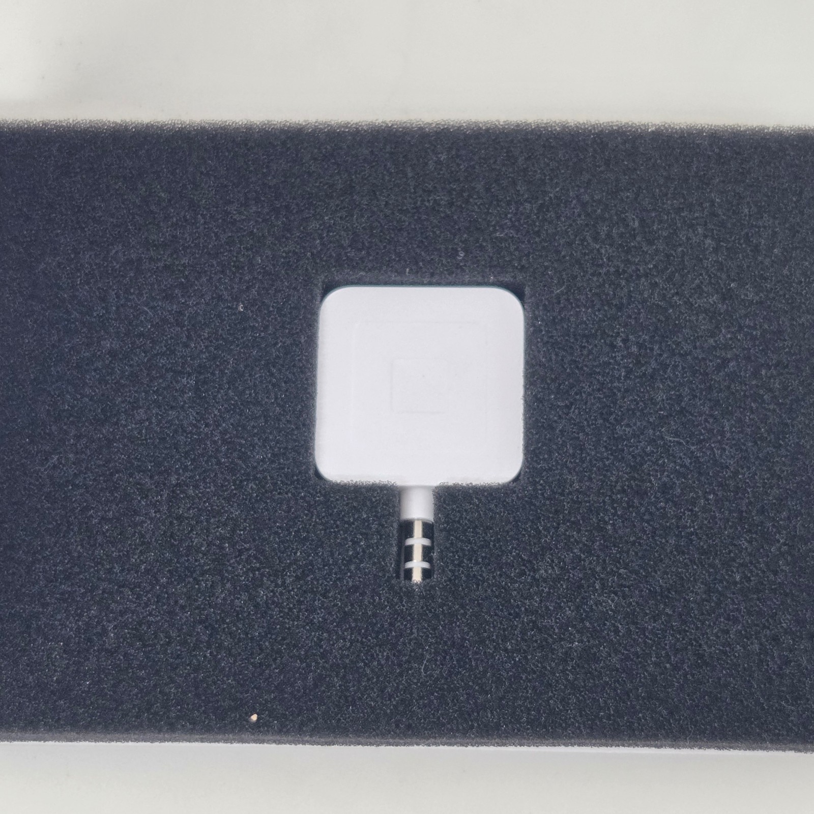 SQUARE-SQUARE READER FOR MAGSTRIPE 3.5MM HEADPHONE JACK
