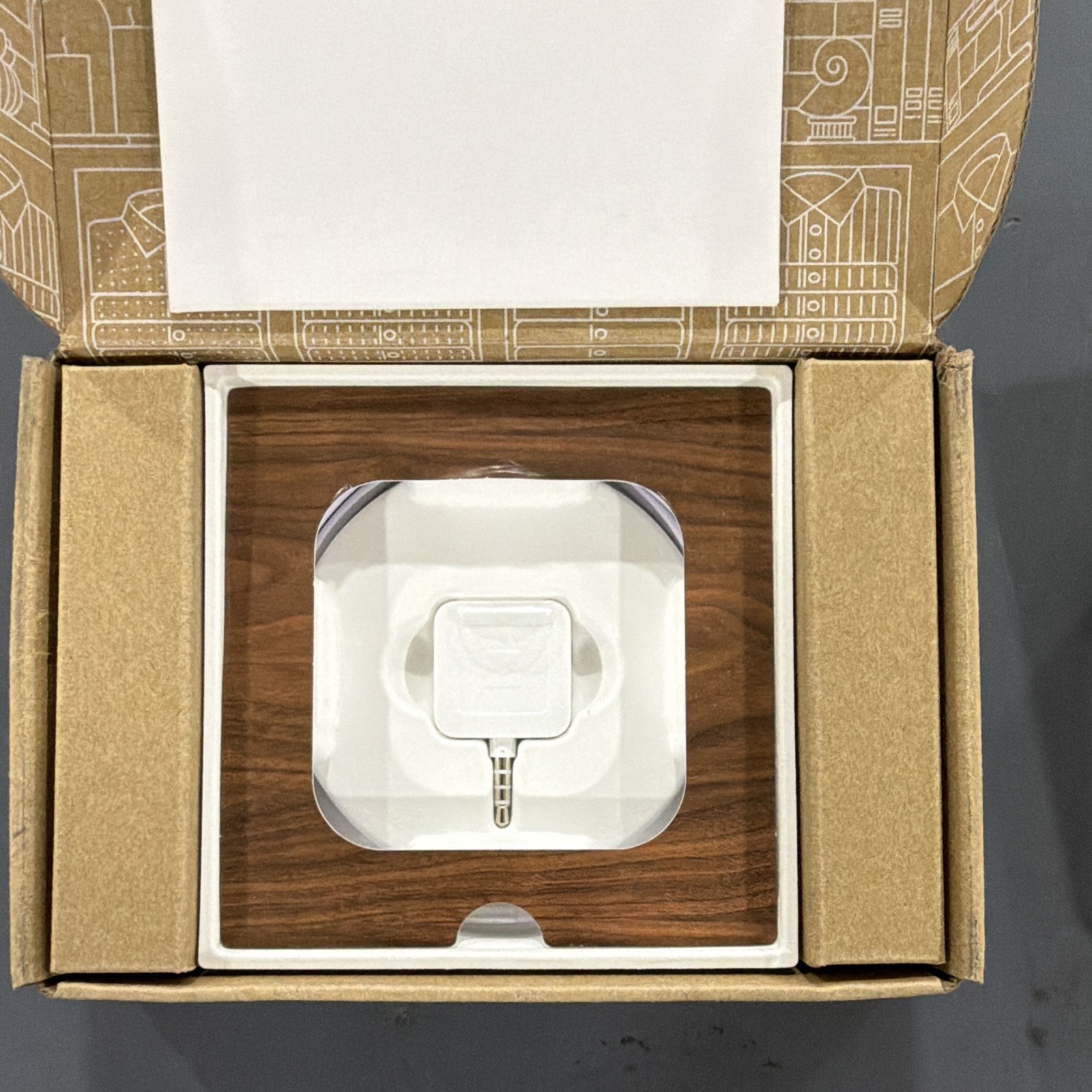 Square Square Reader Credit Card & Chip Reader for iPhone, Model/MPN A-SKU-0486