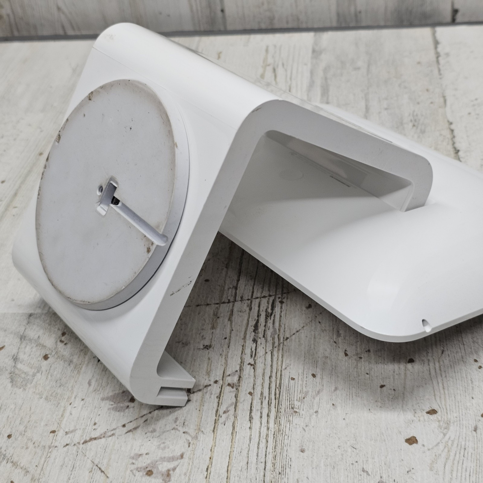 Square Stand for iPad – White Model #S025