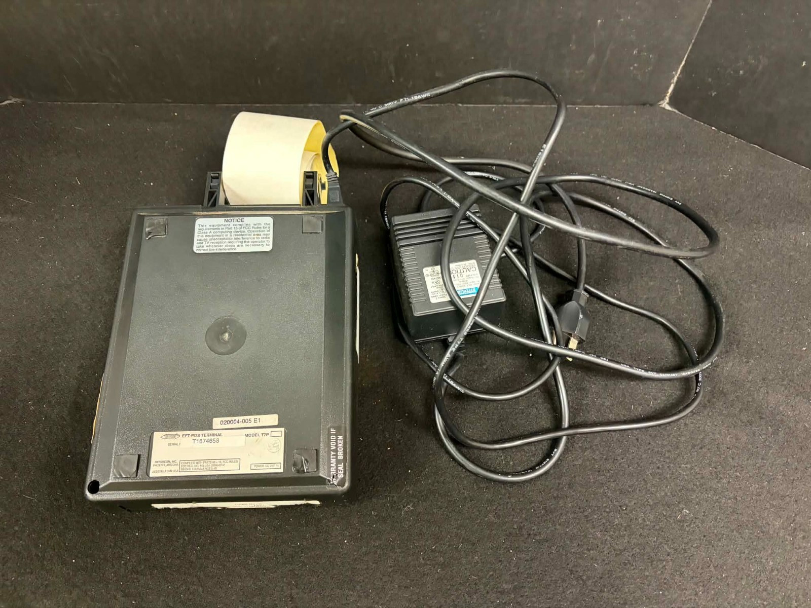 HYPERCOM CREDIT CARD MACHINE TERMINAL