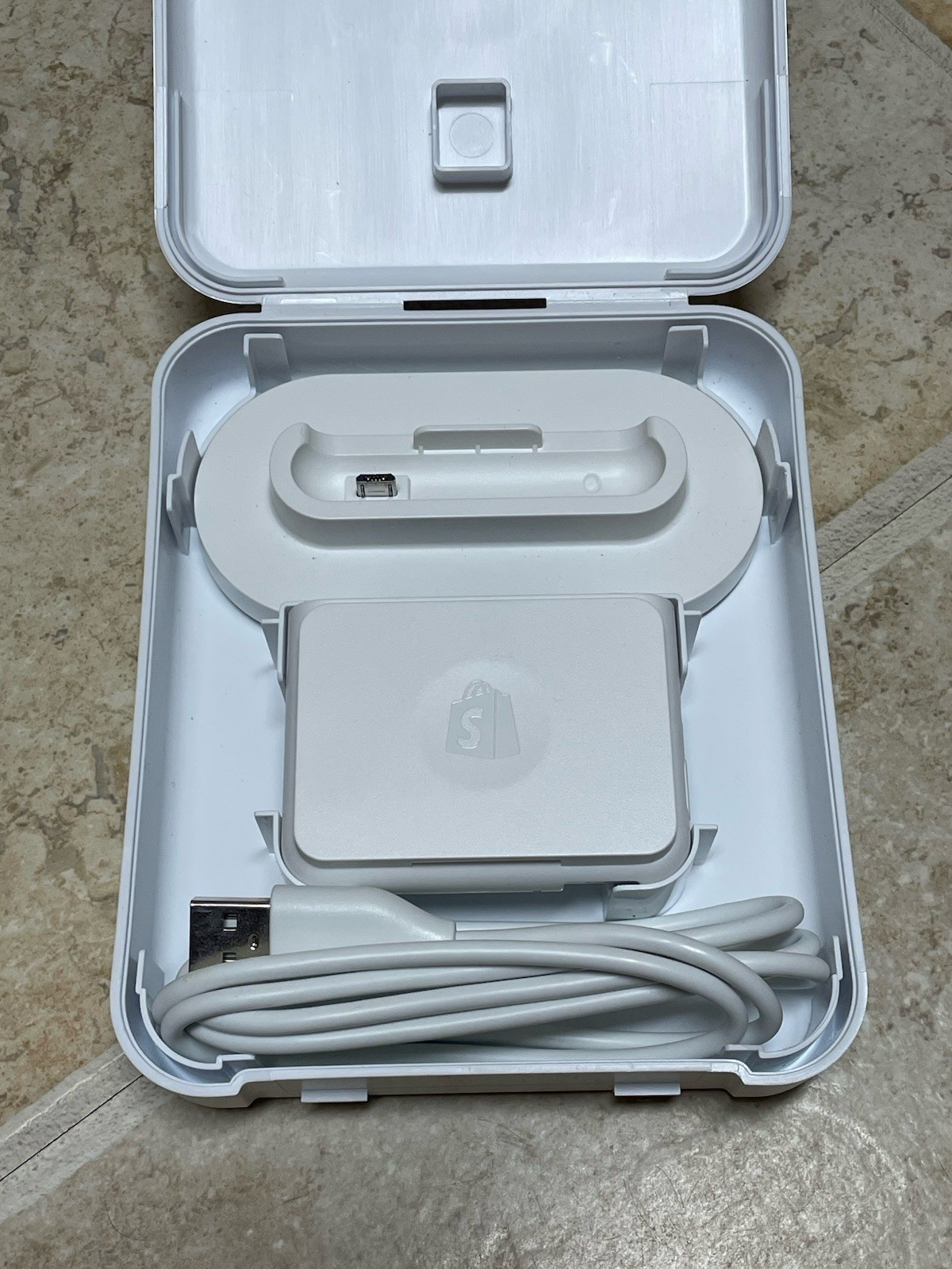 Shopify Chip and Swipe Credit Card Reader White Model S1701 In Box