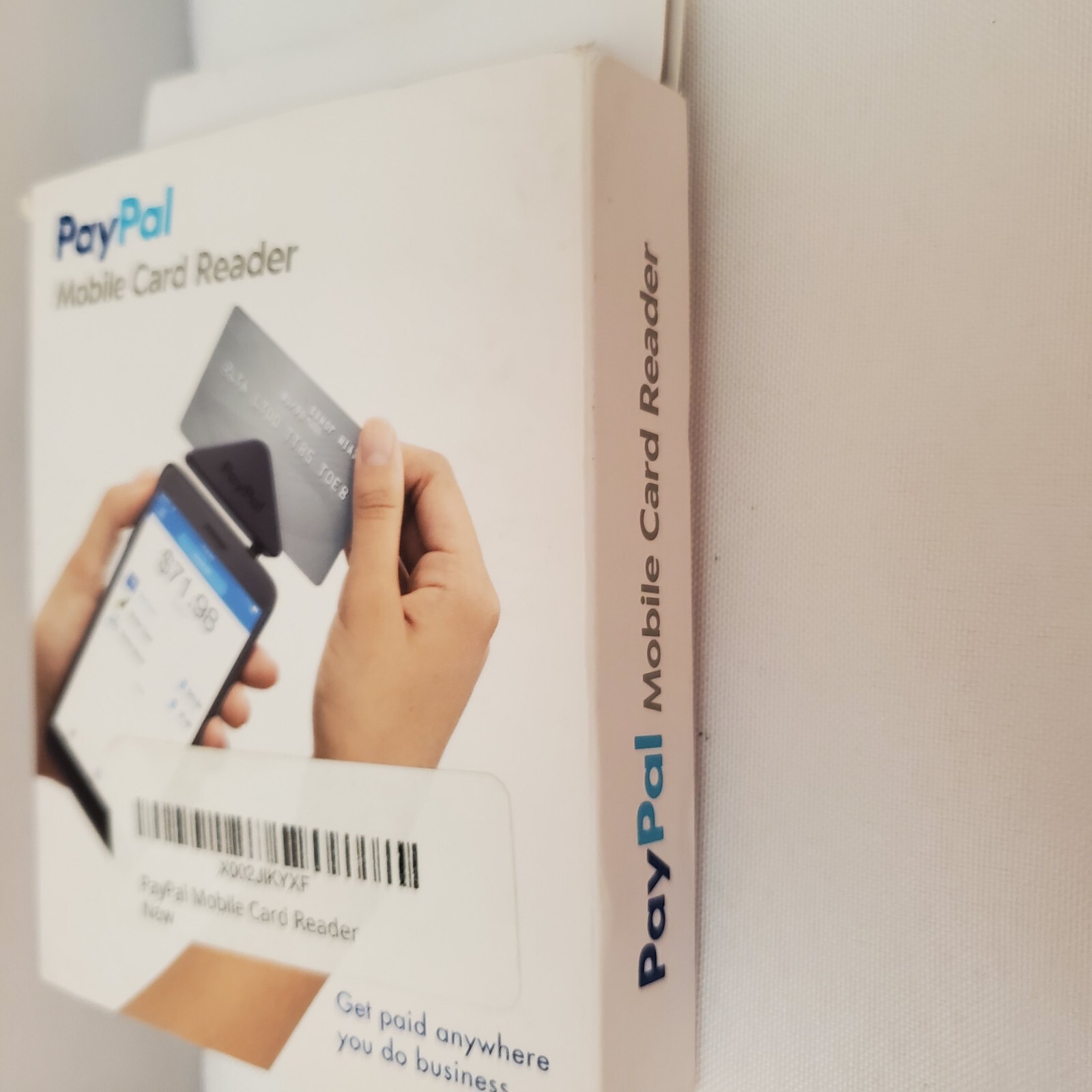 PayPal triangle Mobile Card Reader Compatible W/IPhone, Android, Windows Devices