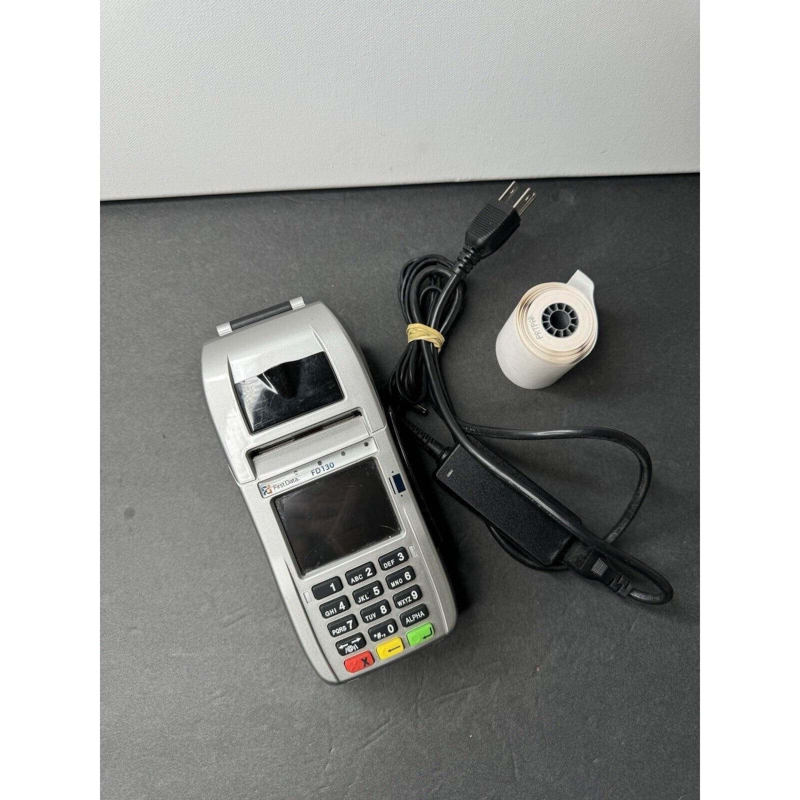 First Data FD130 Duo Credit/Debit Card Machine POS Terminal Tested Works Charger