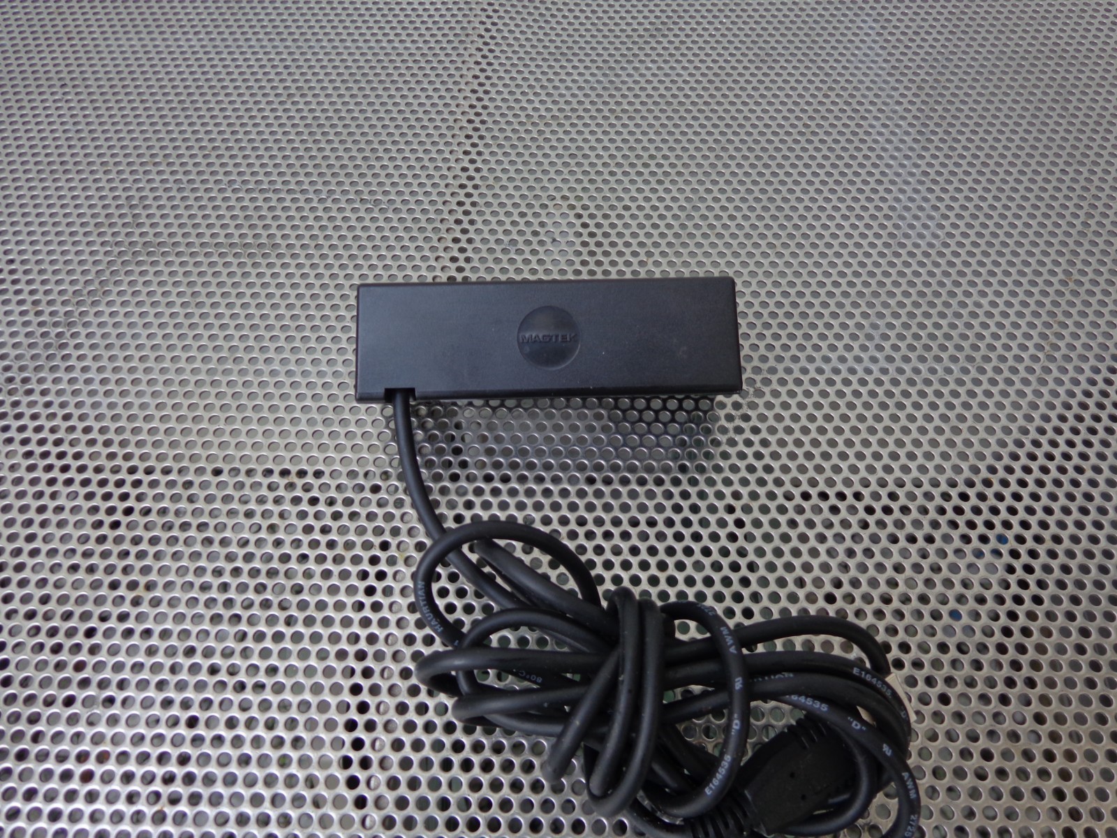 MagTek SureSwipe USB Credit Card Reader 21040140