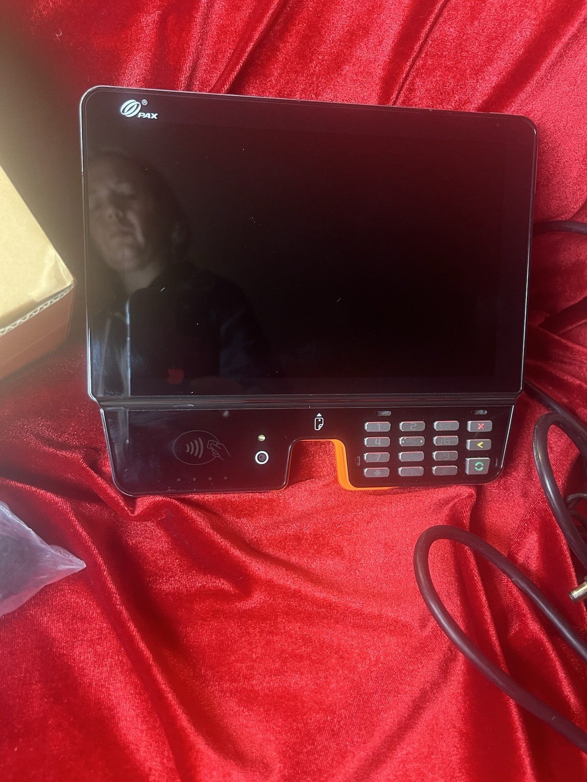 Pax Aries 8 Kit Payment Terminal AR6P-B0-5EA WITH Swivel Stand (stand Is NIB)