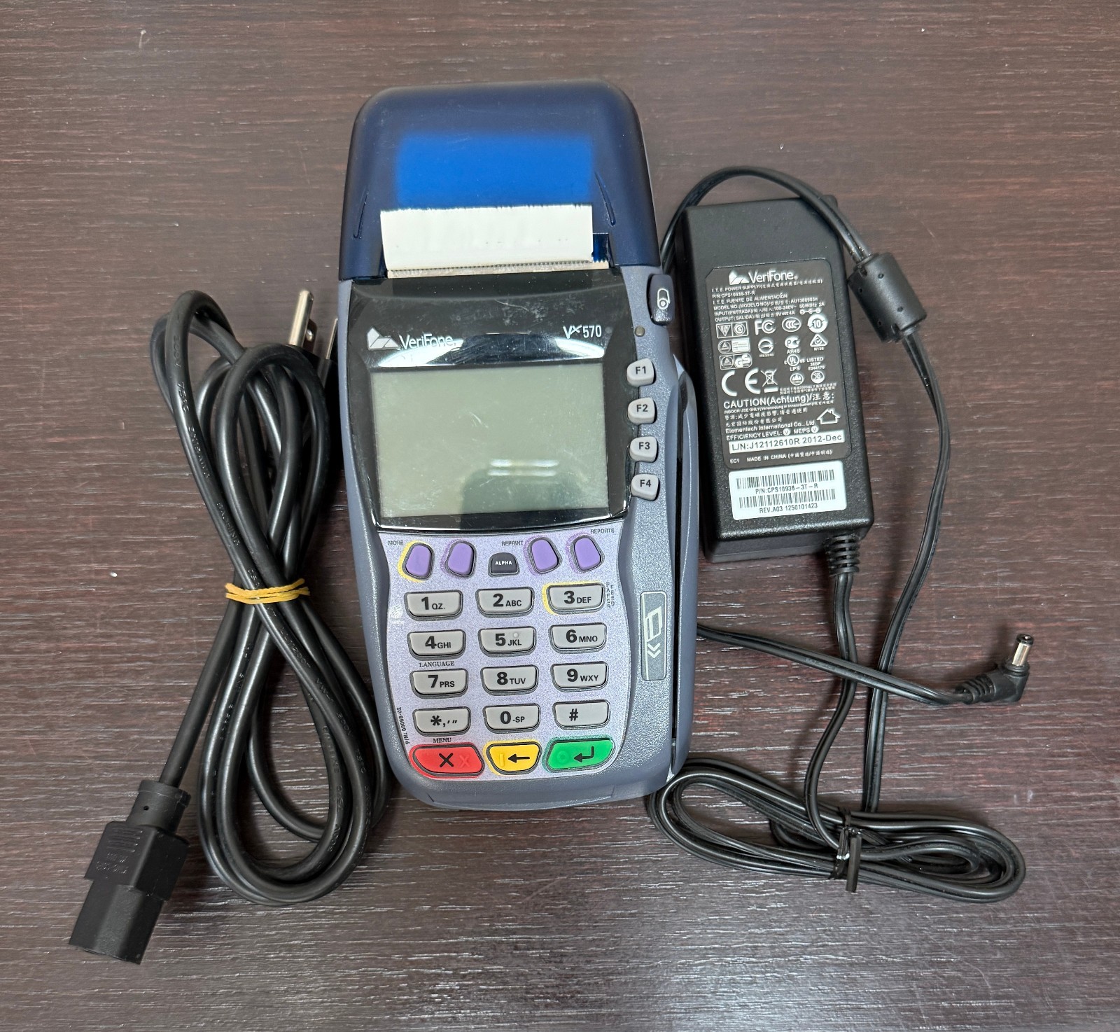 VeriFone OMNI 5750 V 570 Credit Card Terminal M257-566-04-NAA W Chip Reader