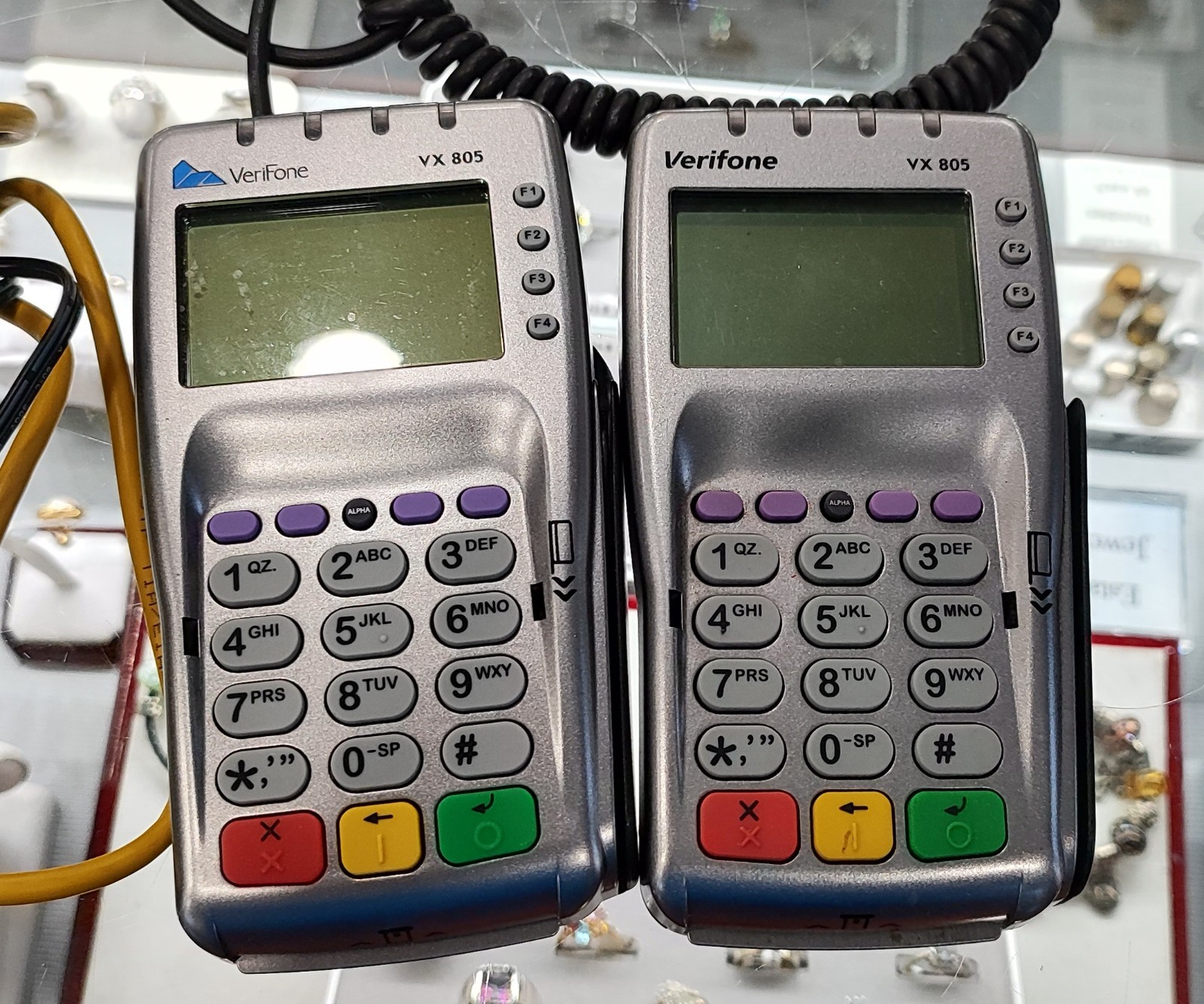 2x Verifone VX 520 & 2x VX 805 Credit Card Readers lot