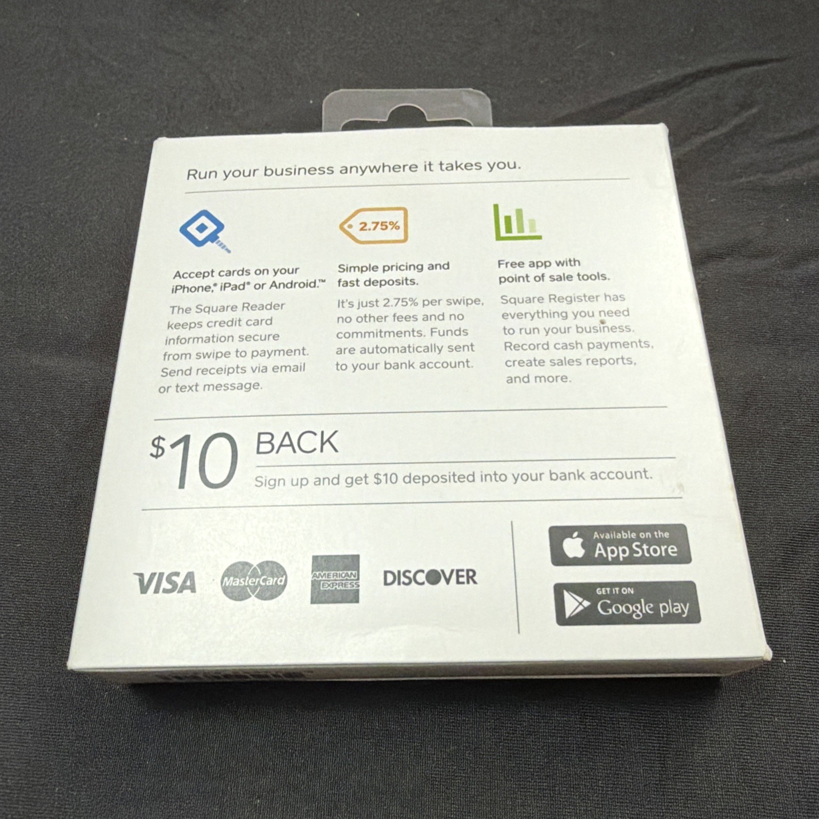 Square A-PKG-0110-1 Card Reader for iPhone iPad and Android