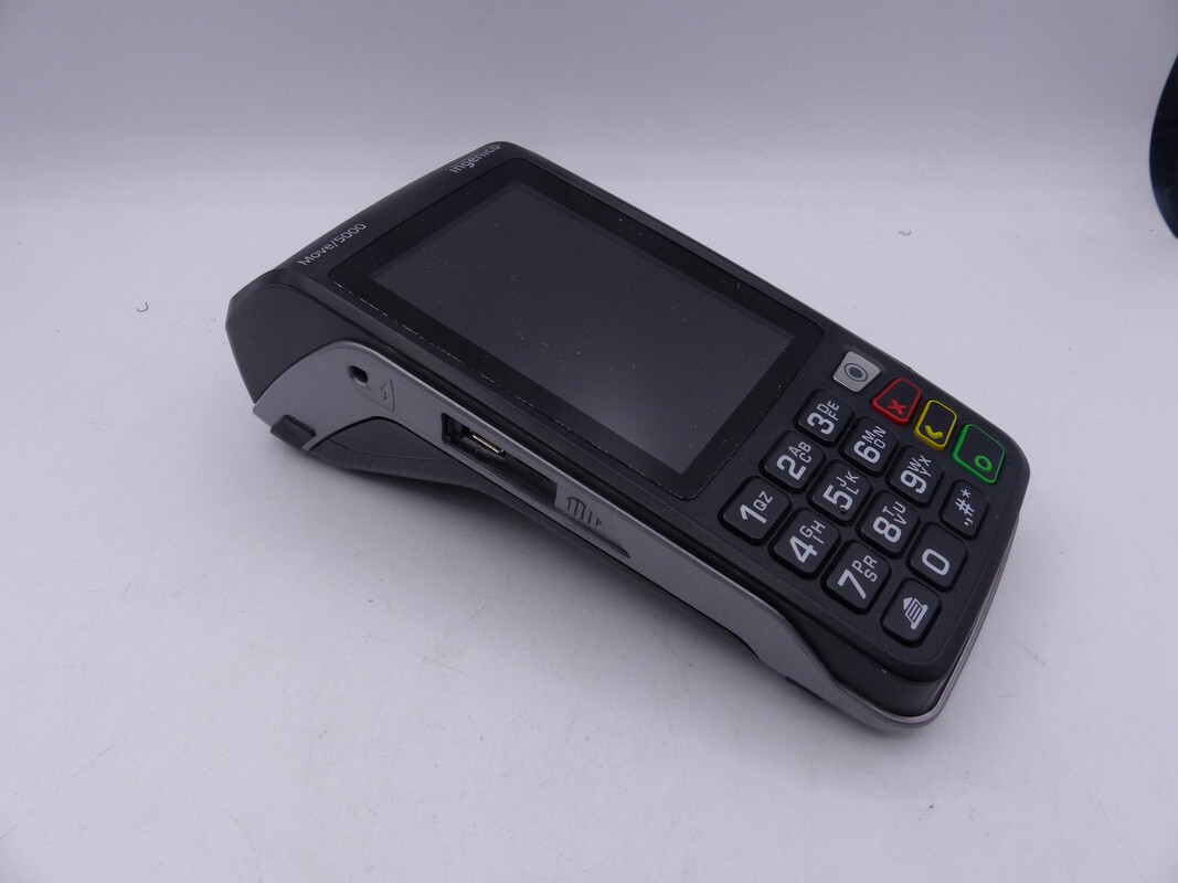 INGENICO MOVE 5000 TWB32011419R CL 4G WIFI BT CARD READER – PW LOCKED
