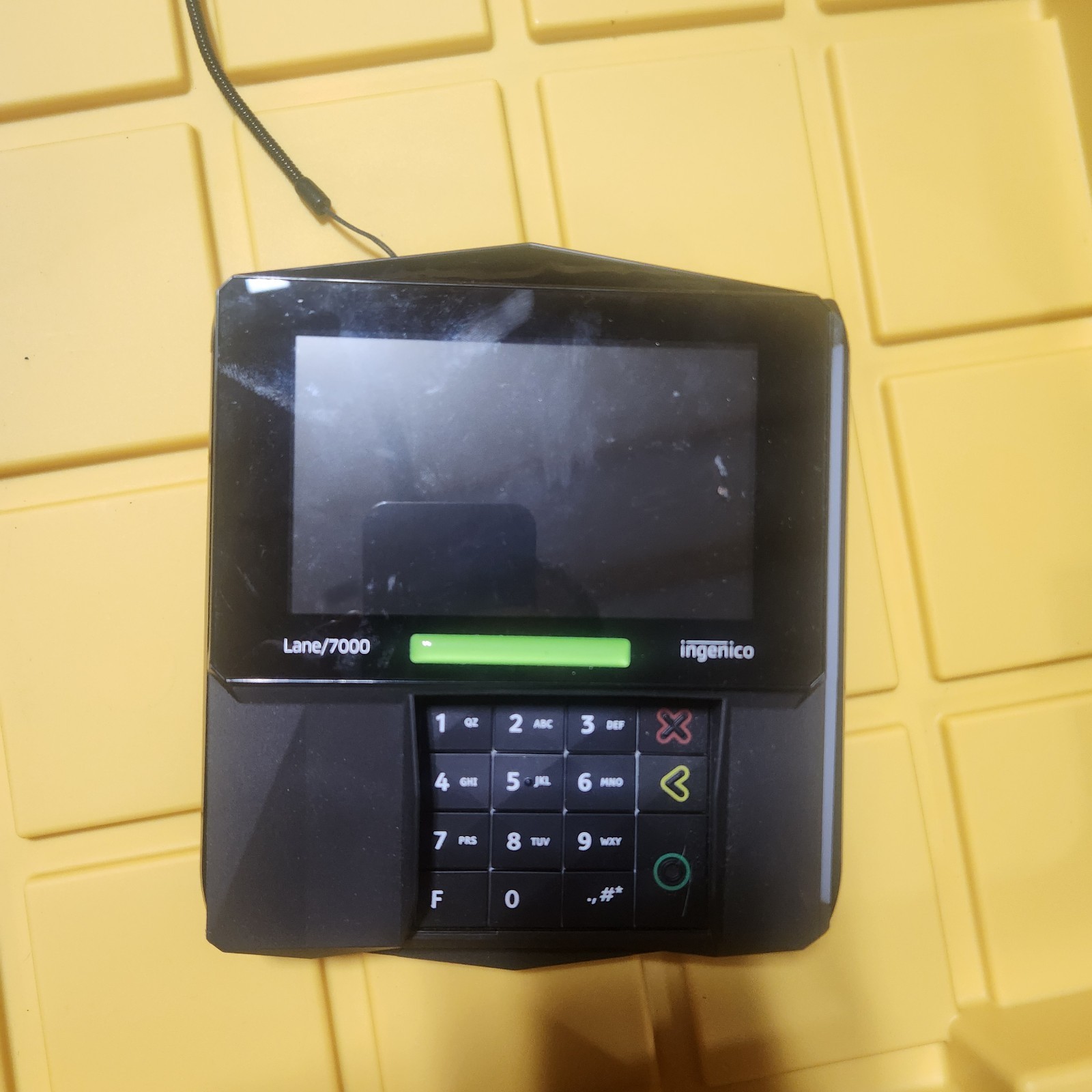 N Ingenico Lane 7000 Card Terminal with Stylus As Seen Untested H84 Cm