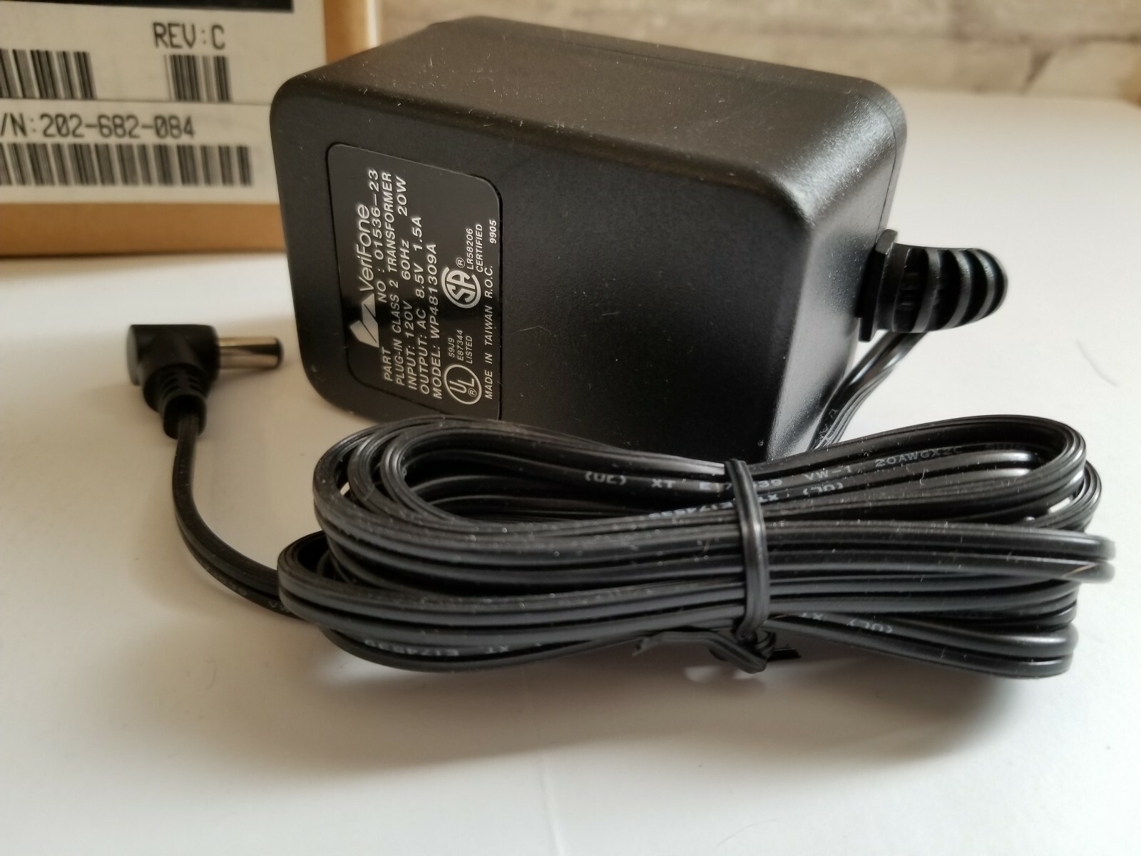 New VeriFone Omni 396 Credit Card/Transaction Office Terminal Reader In Box