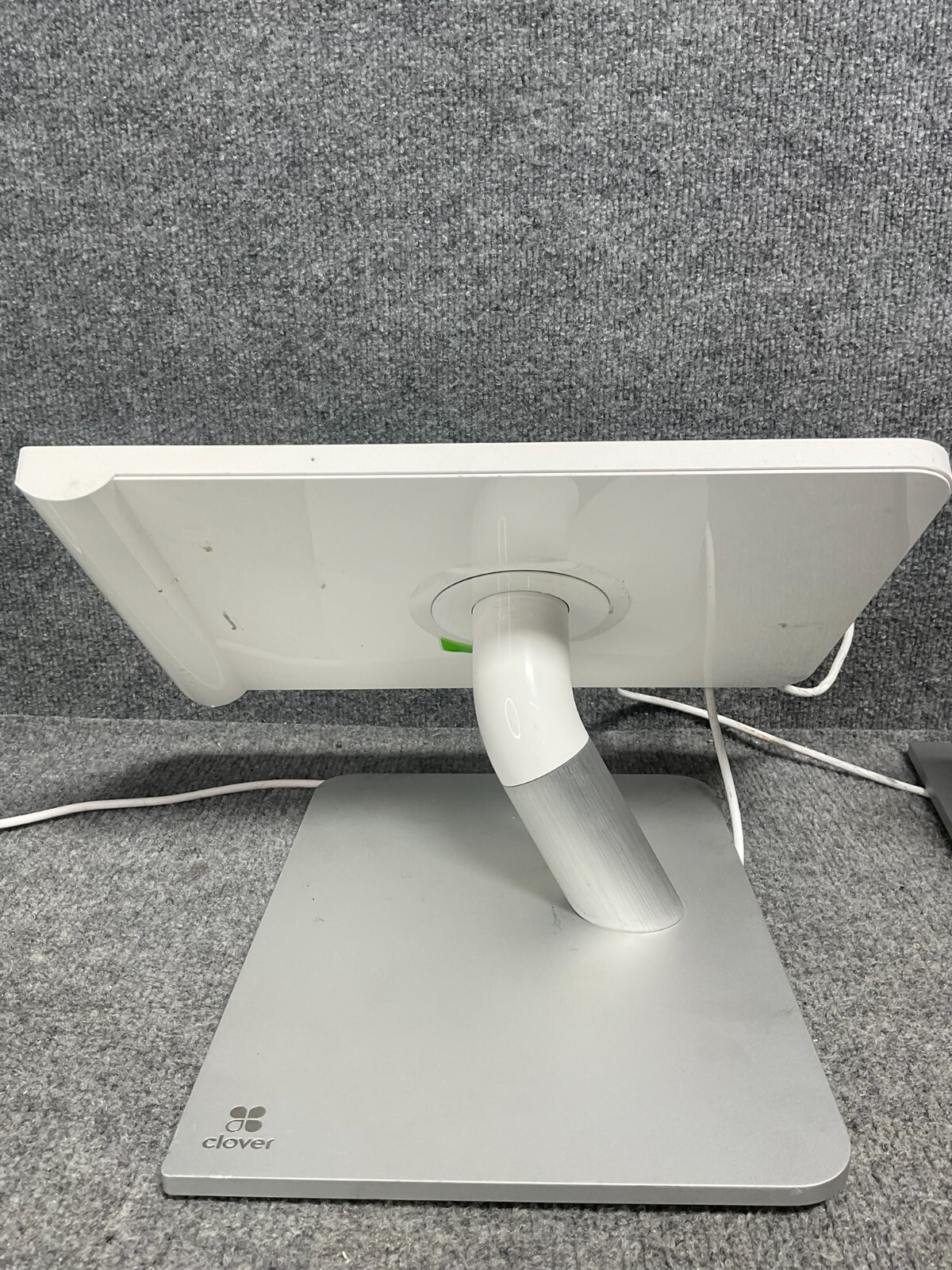 Clover C500 POS Station Monitor P500 Printer H500 Hub 24 Volt White