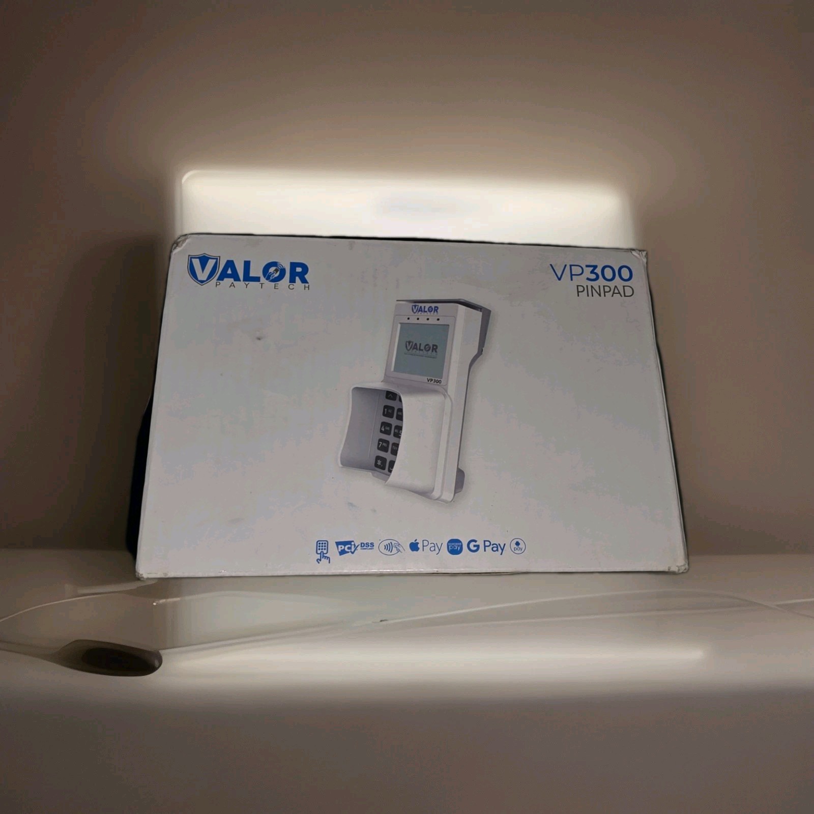 VALOR VP 300 CREDIT CARD TERMINAL **FREE WHEN YOU PROCESS WITH MTECH