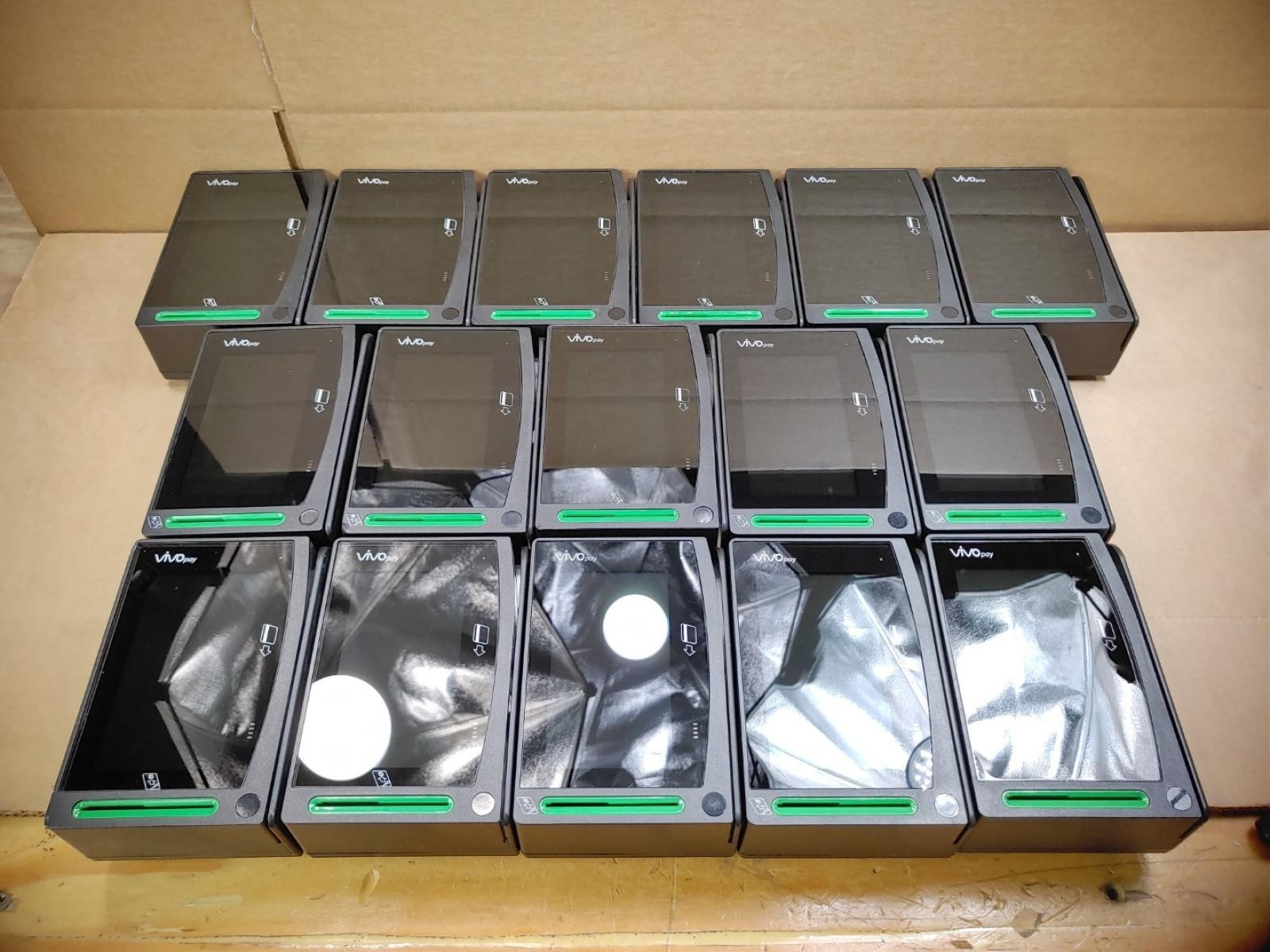 LOT of (16) ID Tech VP6800 Payment Device Card Reader IDV68-10011 *UNTESTED*ASIS