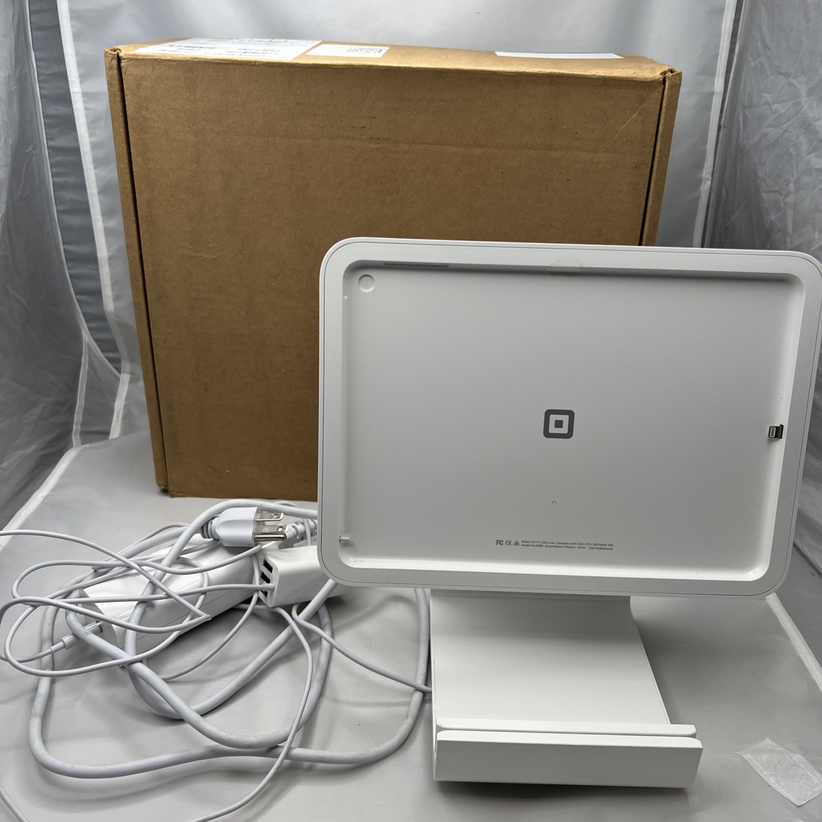 Square Stand POS Terminal Model S089 -untested – Stand With AC adapter