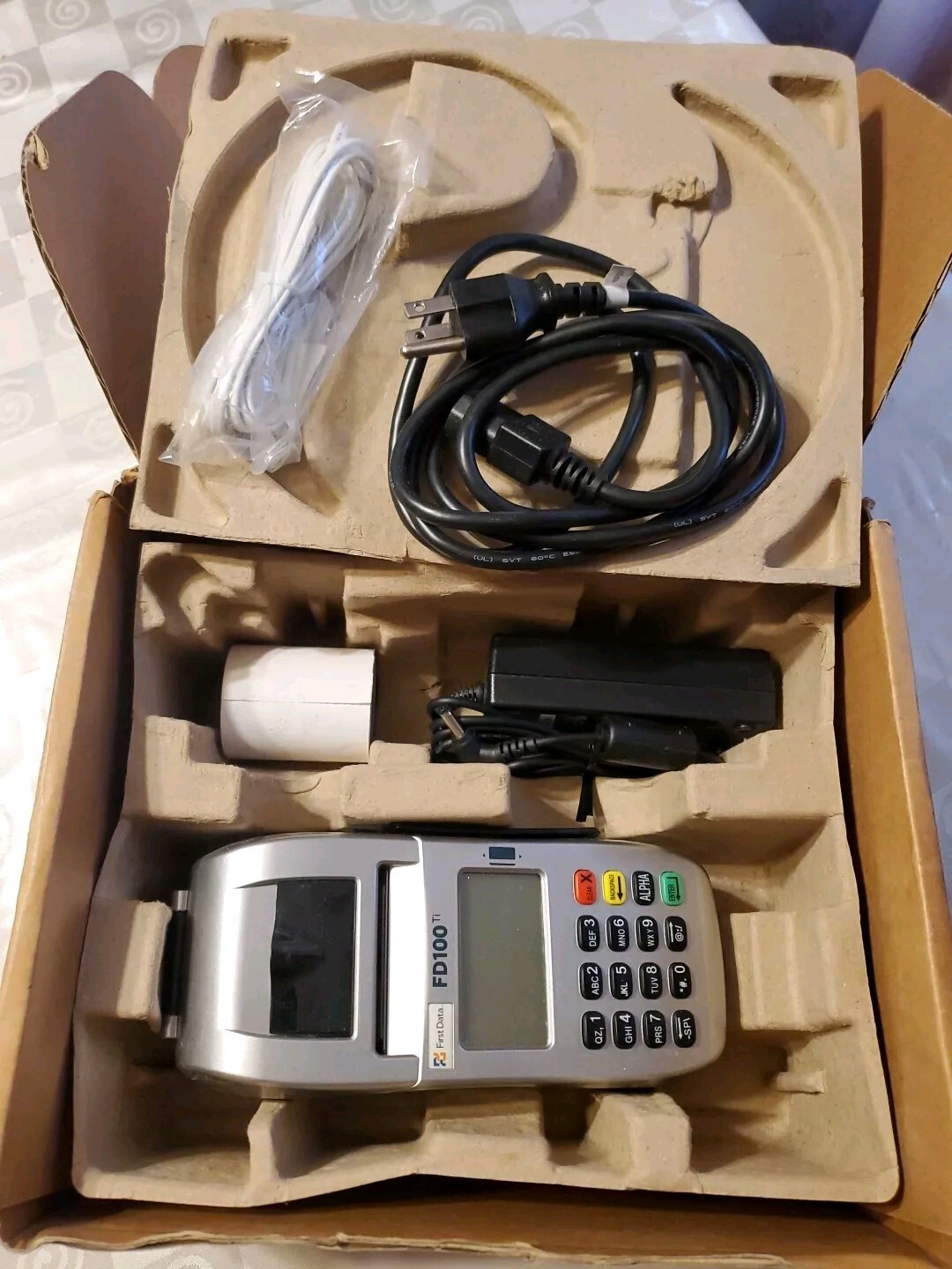 First Data FD100 Credit Card Terminal w/Power Adapter, Ethernet Cable Open Box