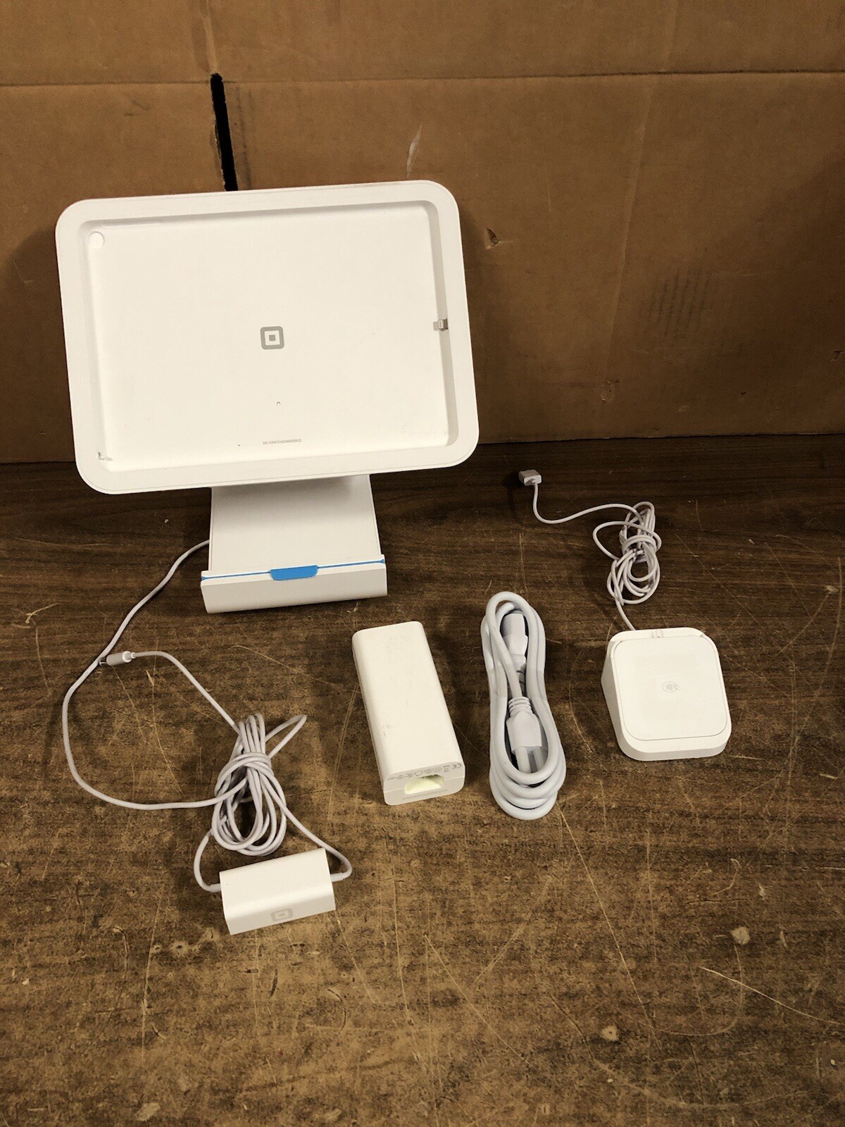 Genuine Square SPF1-01 POS Terminal Stand iPad 10.2. Power adapter Card Reader