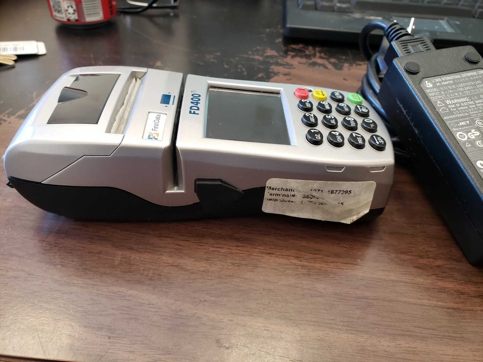 FD-400TI, WIRELESS CREDIT CARD MACHINE, BARELY USED-EXCELLENT CONDITION (A1-3)
