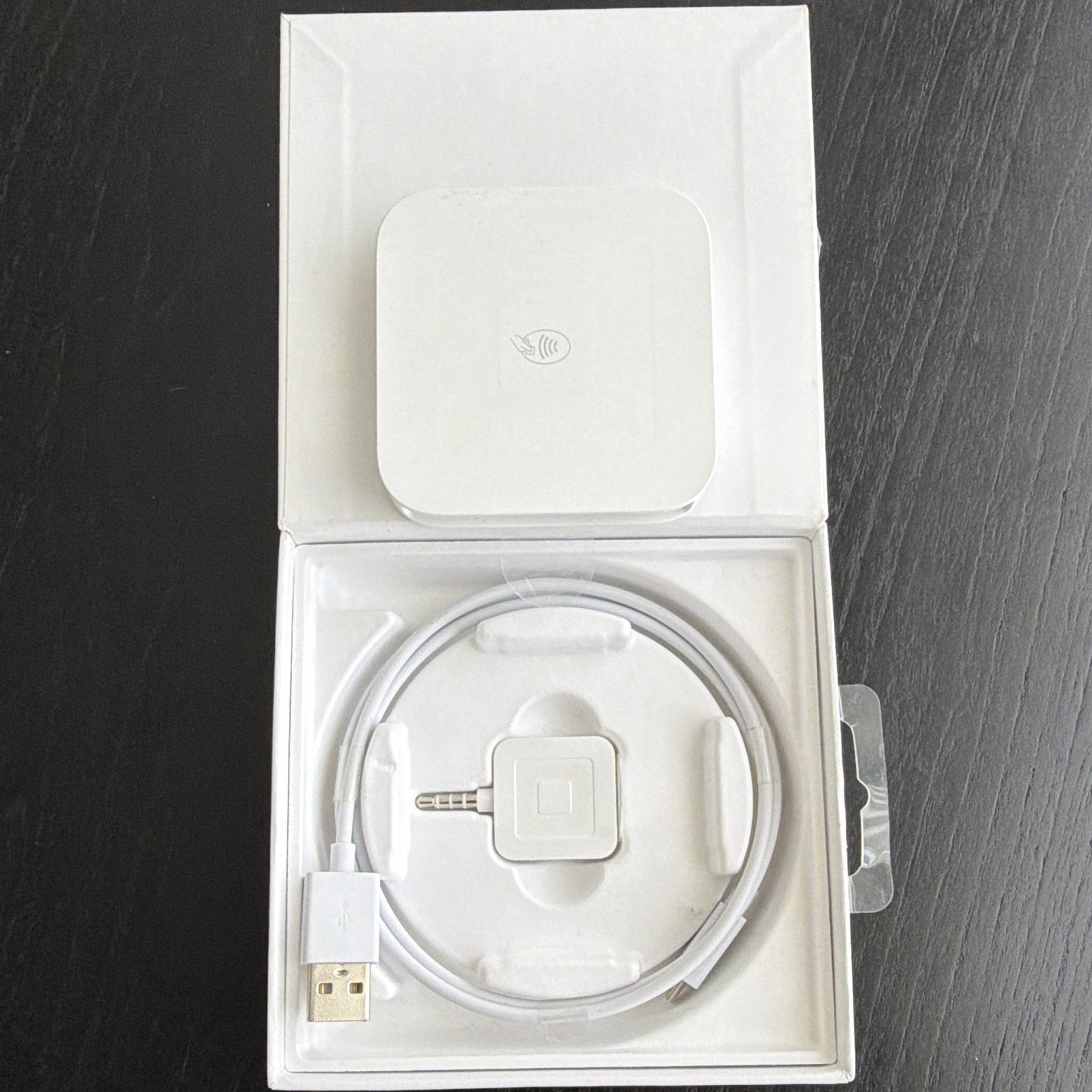 Square Reader Contactless/Chip/Magstripe Credit Card Reader w/ USB Cable