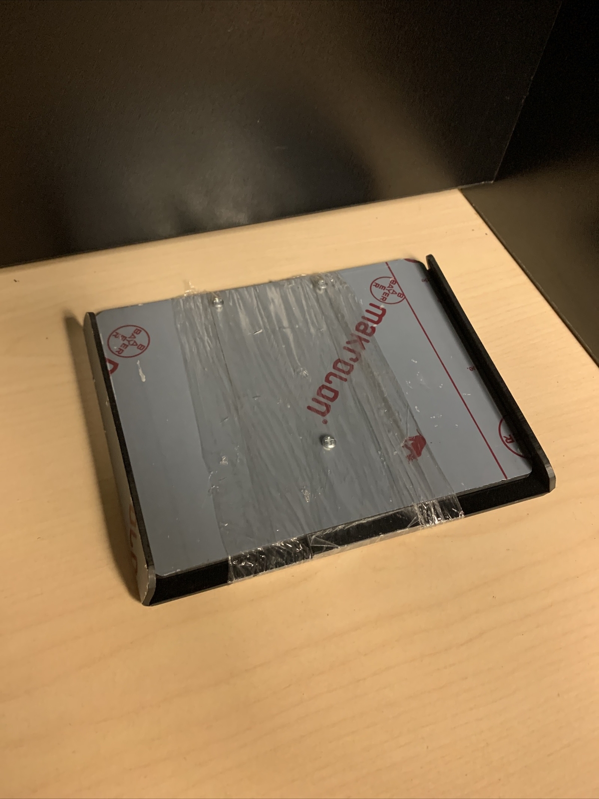 FREE SHIPPING- VERIFONE FLAT WALL MOUNT – SLIDES OFF MX915/MX925