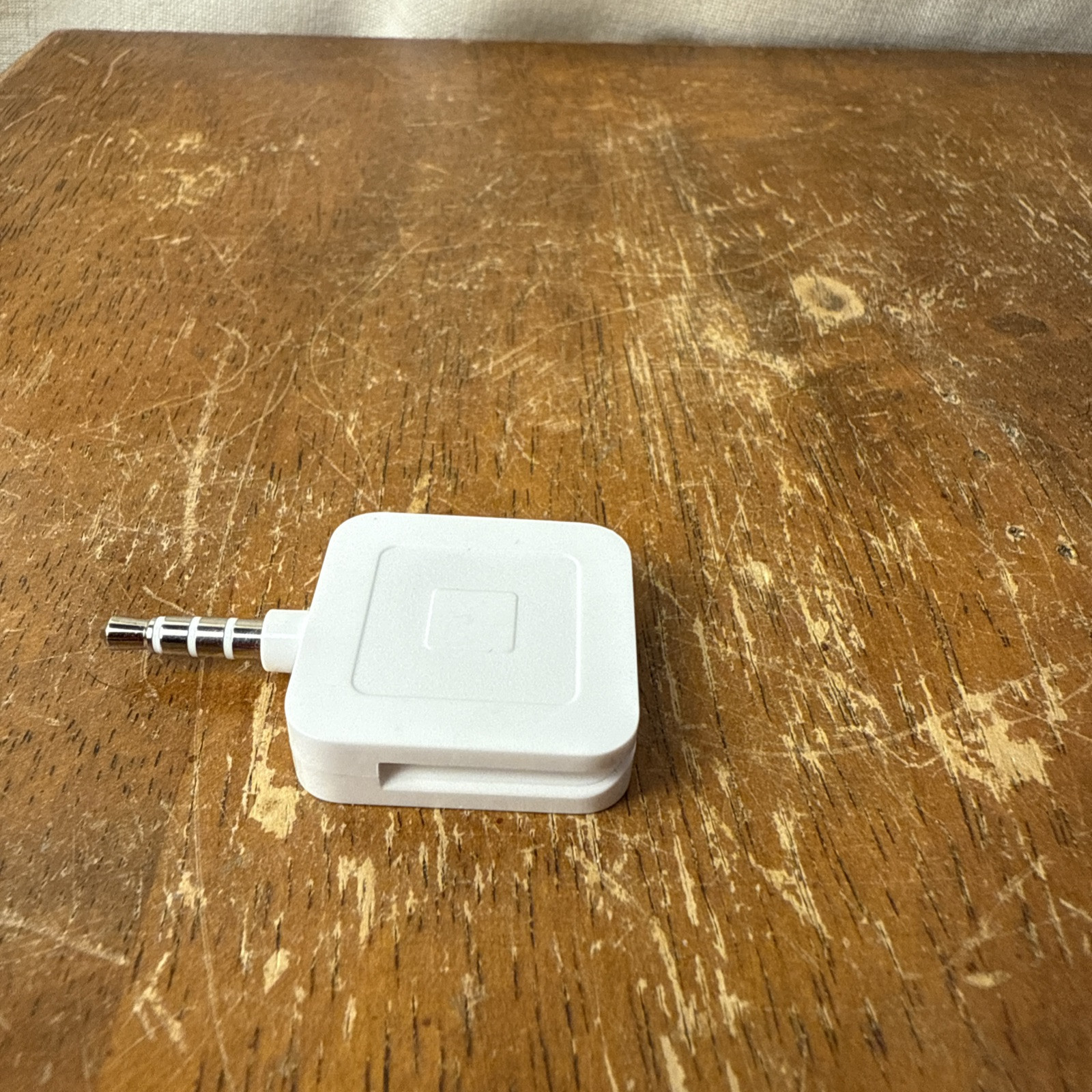 Square Credit Debit Card Reader 3.5mm Headphone Aux Jack White iPhone Android