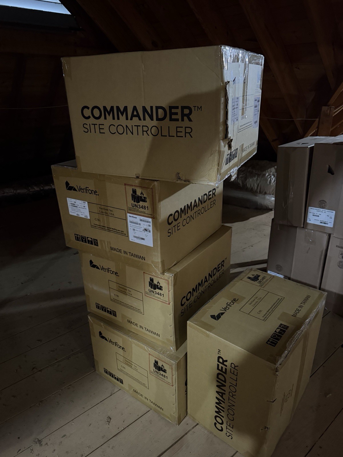 Verifone M149-111-00-NAA – Commander Site Controller