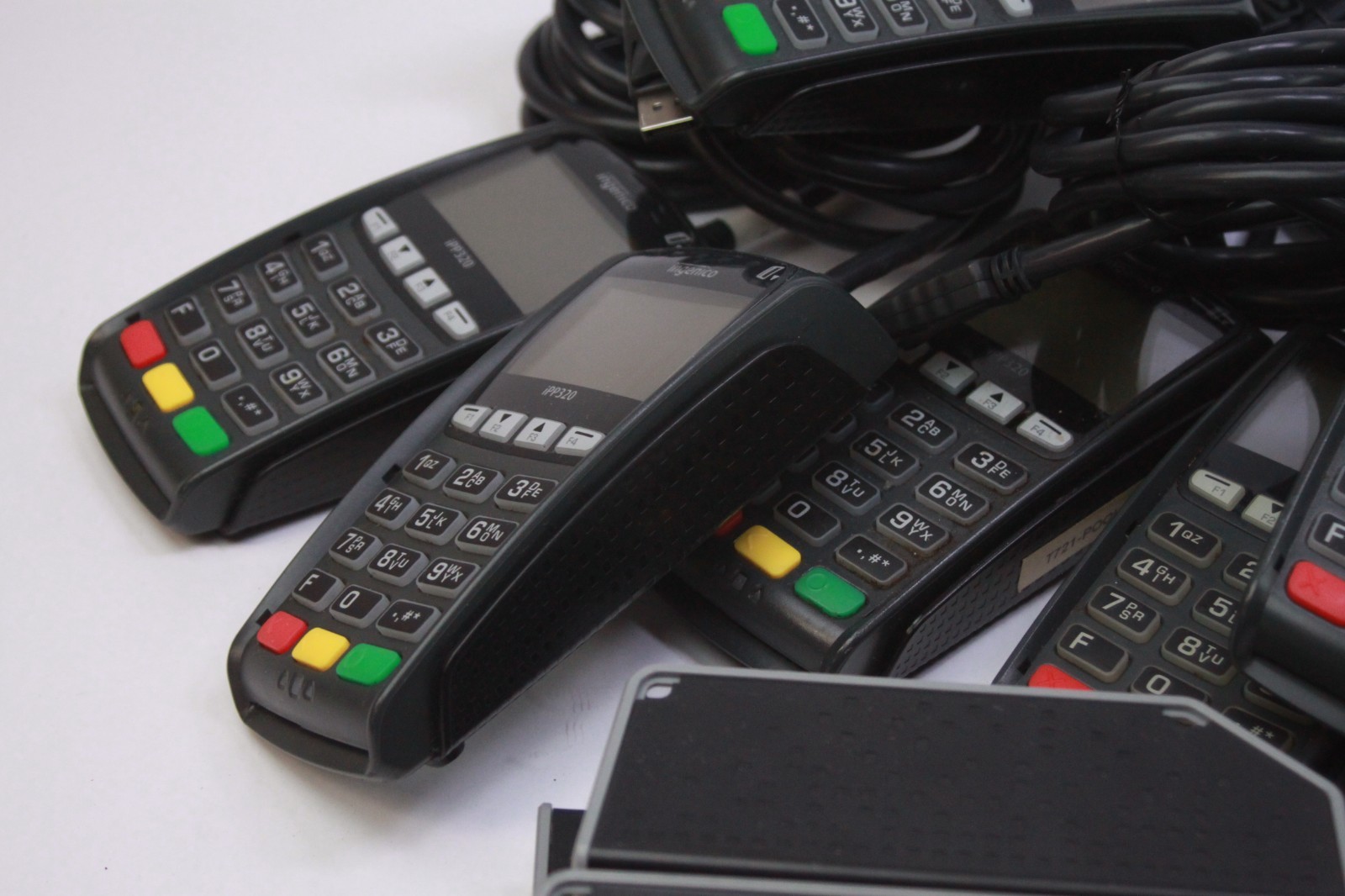 Lot Of 12 – Ingenico iPP320 Pin Pad Payment Terminal Swipe Card Readers READ