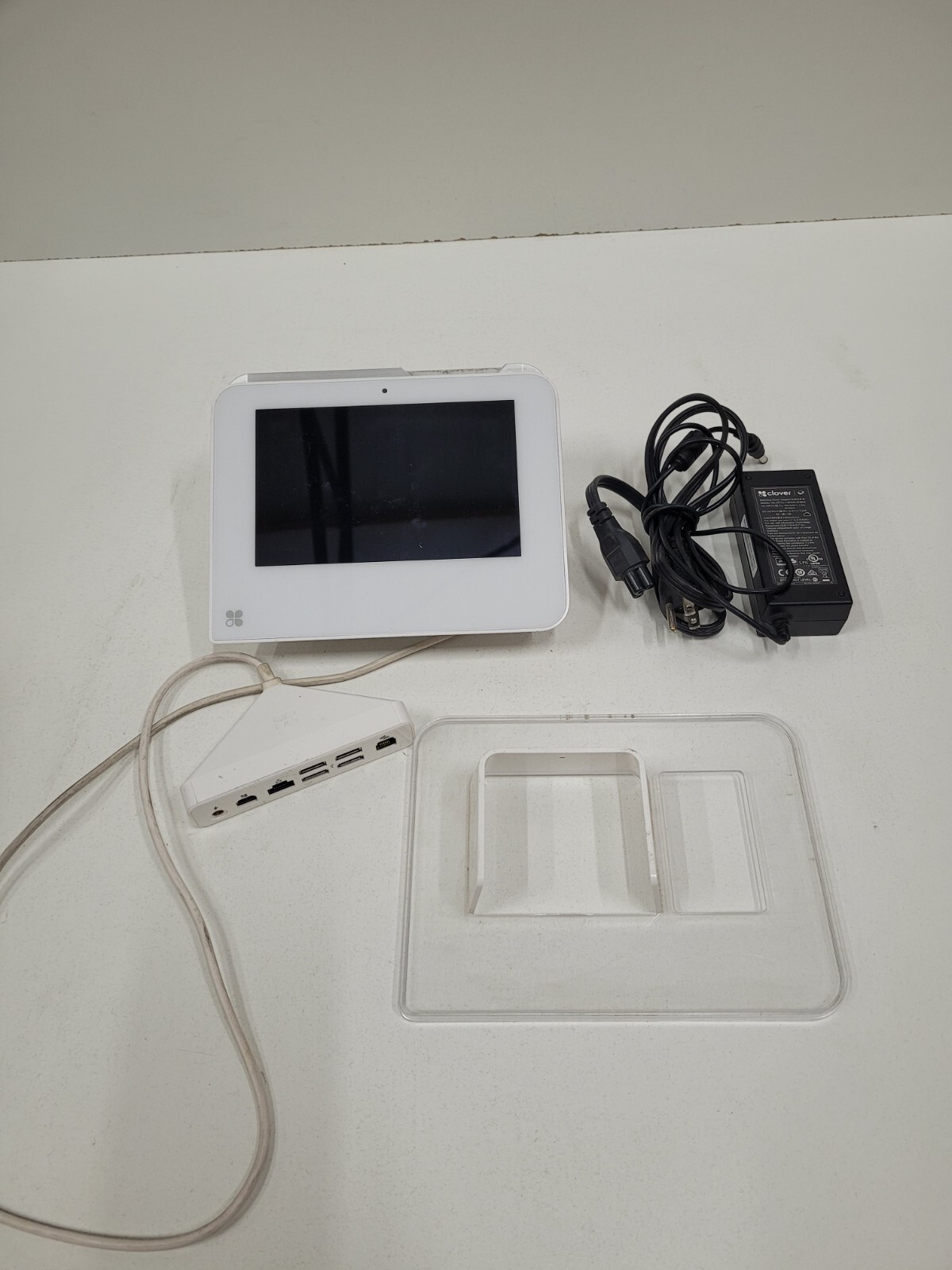 Clover Mini Wi-Fi C300 POS System w/ Triangle Hub & Power Cord