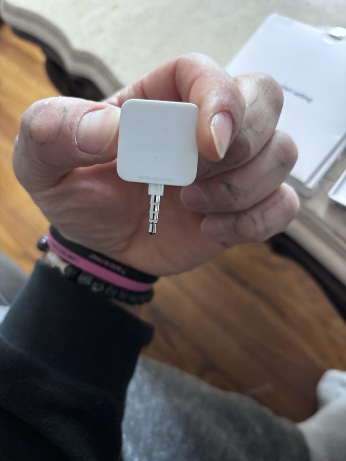 Square A-PKG-0206-01 Credit Debit Card Reader, White for Apple iPhone/Android