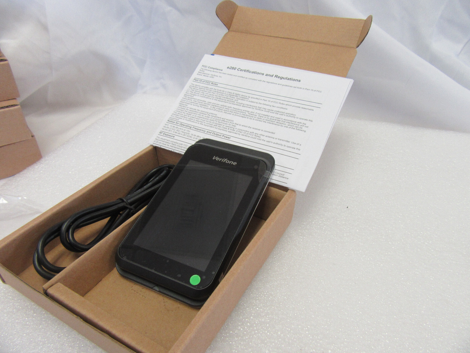 VERIFONE E280 mPOS WWA ENGAGE IDEVICE P/N: M087-602-11-WWA