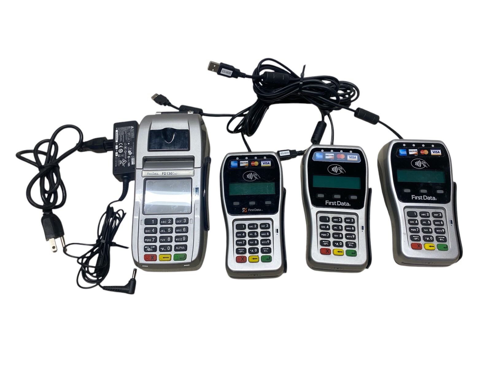 1 First Data FD 130 Duo Credit Card Terminal & 3 FD-36 Keypad – Untested