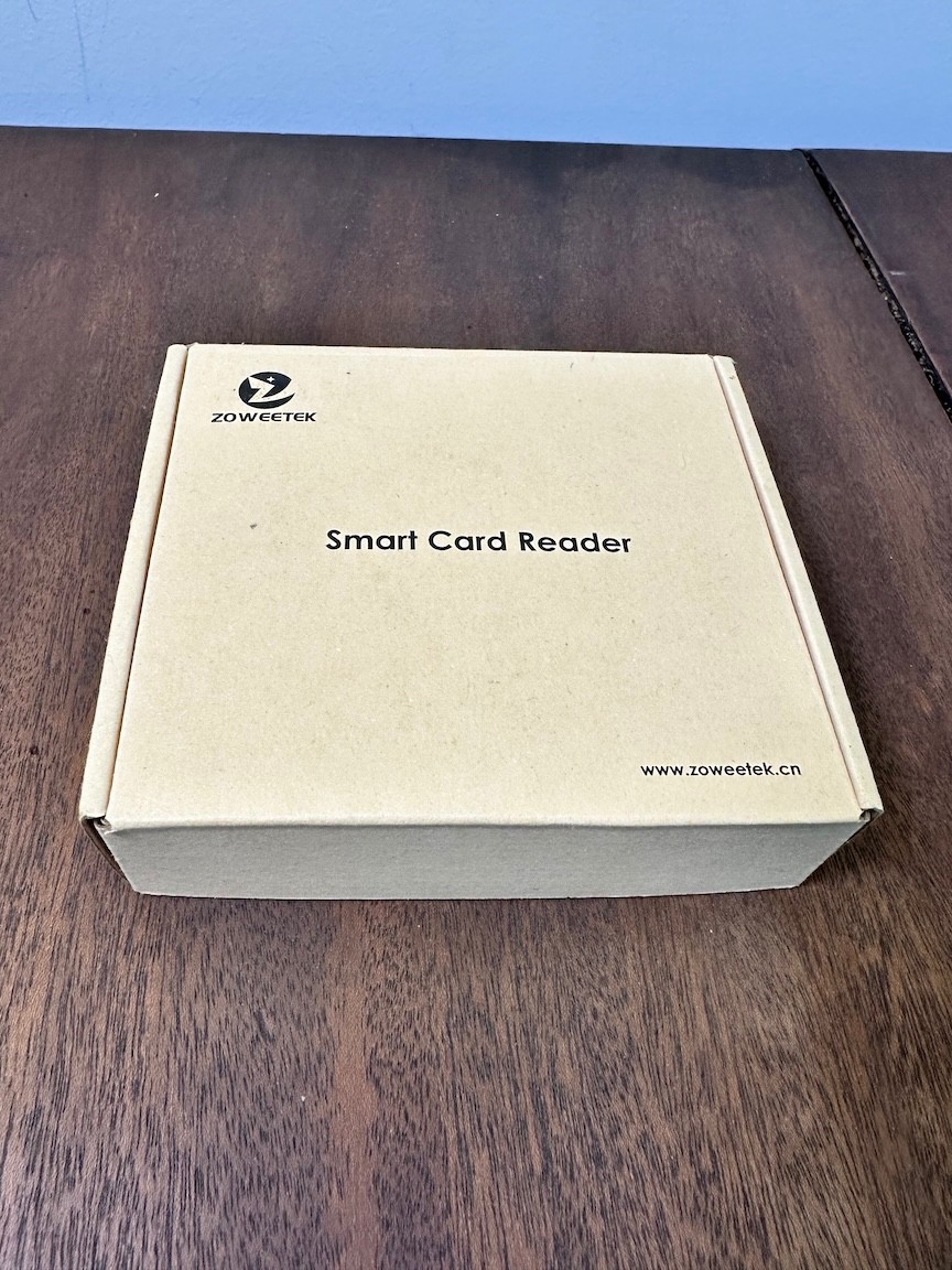 Portable smart credit card reader with tap function for chip cards & mag stripe