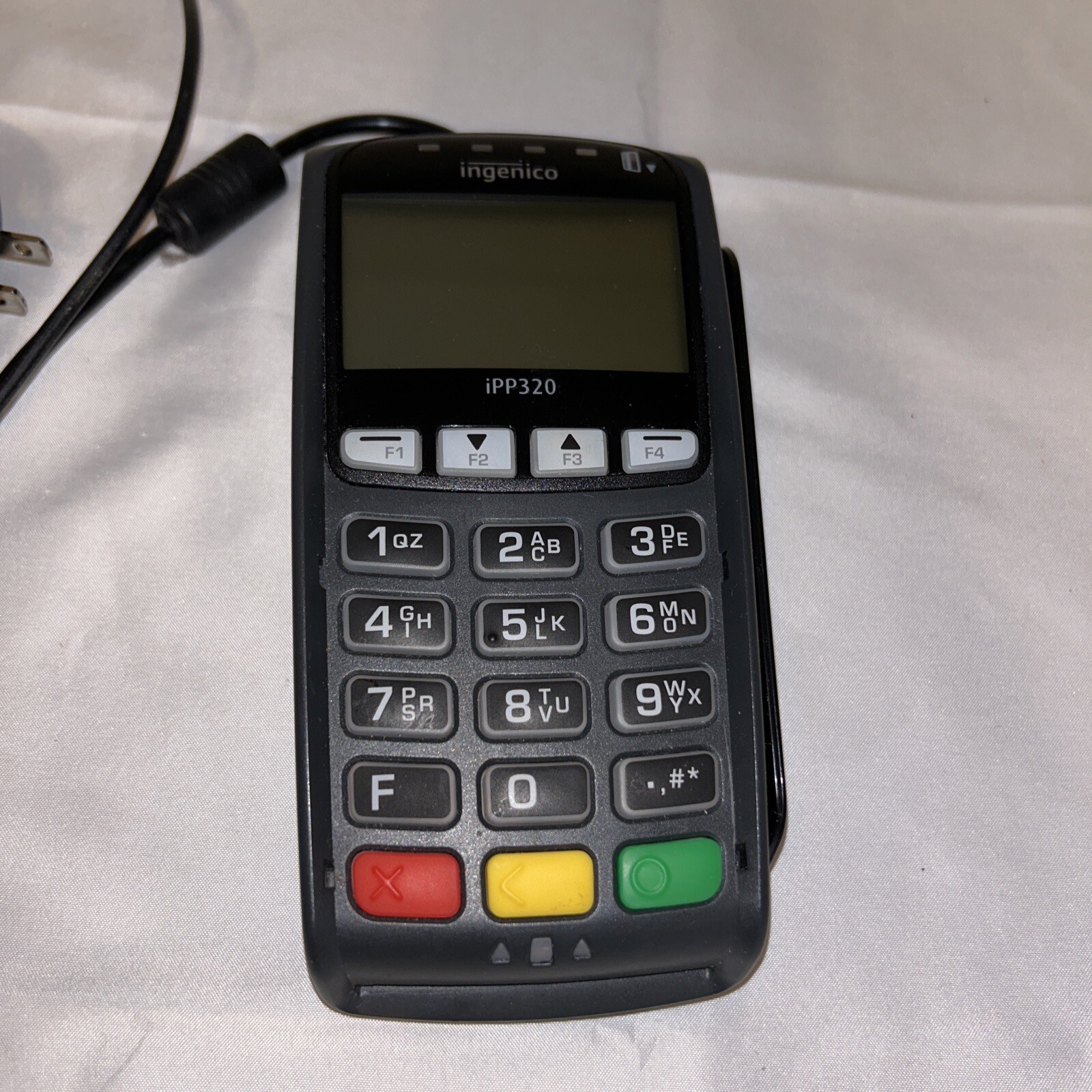 Ingenico iPP320 Credit Card Payment Terminal and Power Adapter