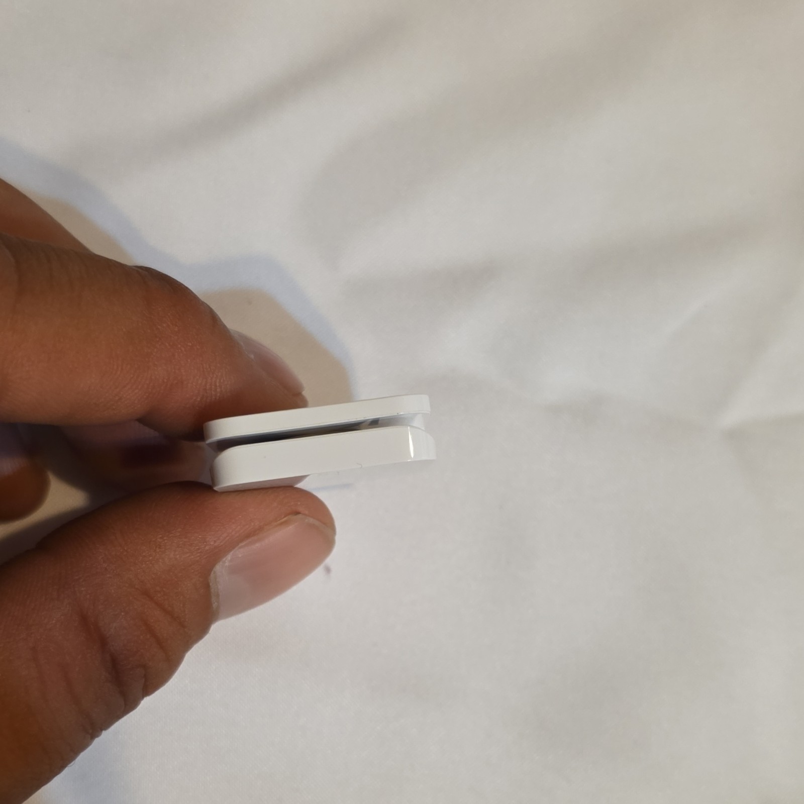 Square SVM1-01 Lightning Connector Credit Card Reader for iPhone Mobile
