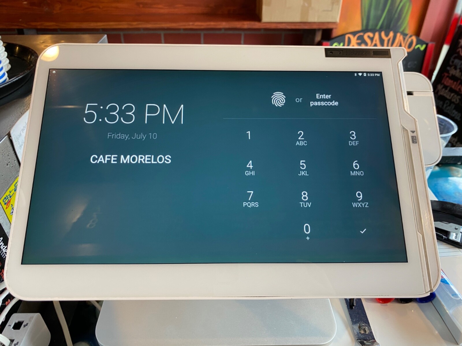 Clover Station POS System Apple-Pay-EMV-Printer- Cash Drawer