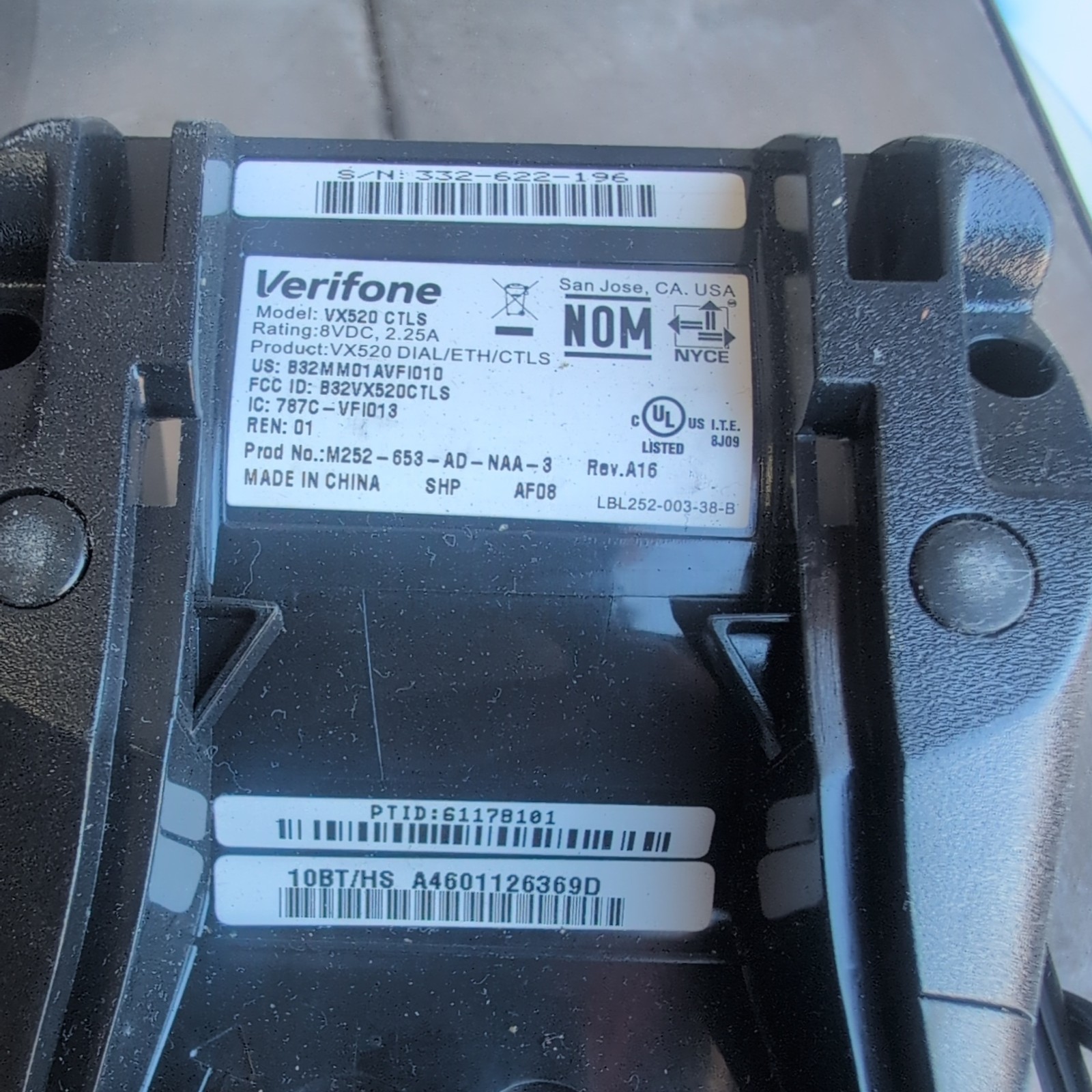 Verifone VX520 Credit Card Machine Terminal Reader