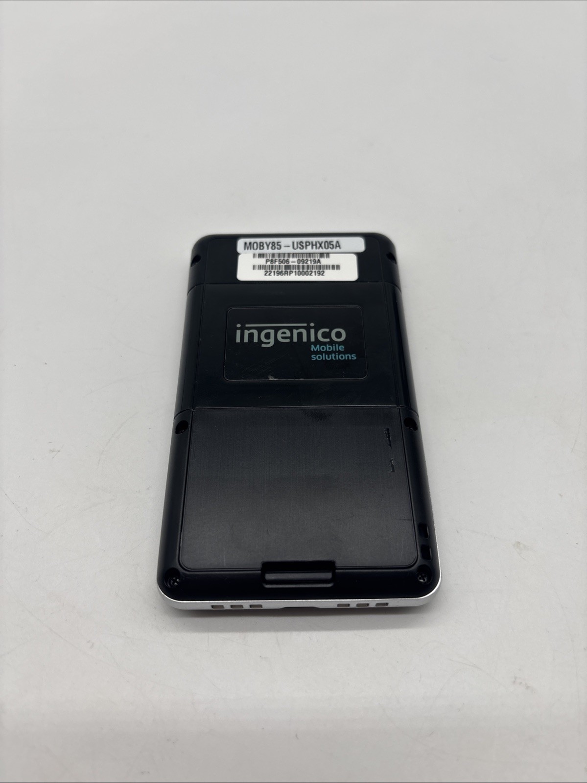 INGENICO MOBILE SOLUTIONS MOBY 8500 P8F506-09219A 2.4″ LCD CARD READER USED