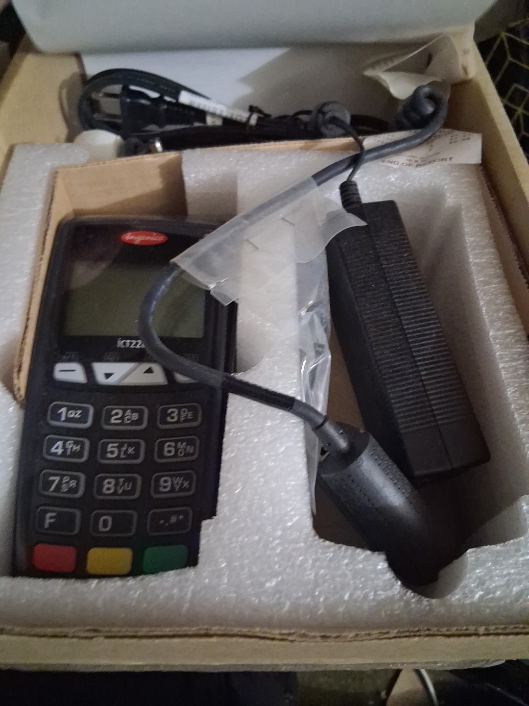 Ingenico iCT220 Credit Card Terminal w/ Power Supply