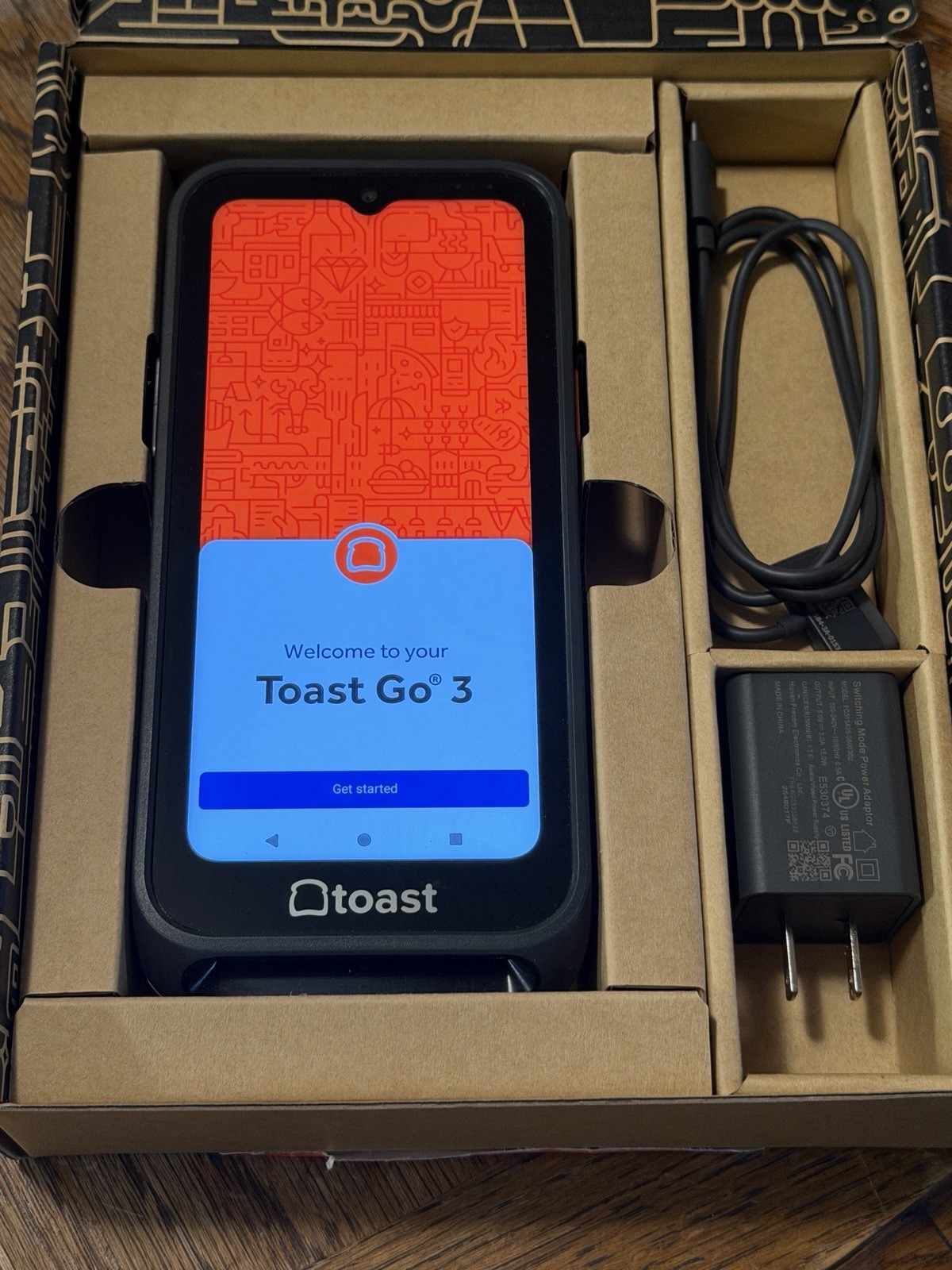 Toast Go 3 POS TG300 Handheld Mobile Computer Device W/ Charger